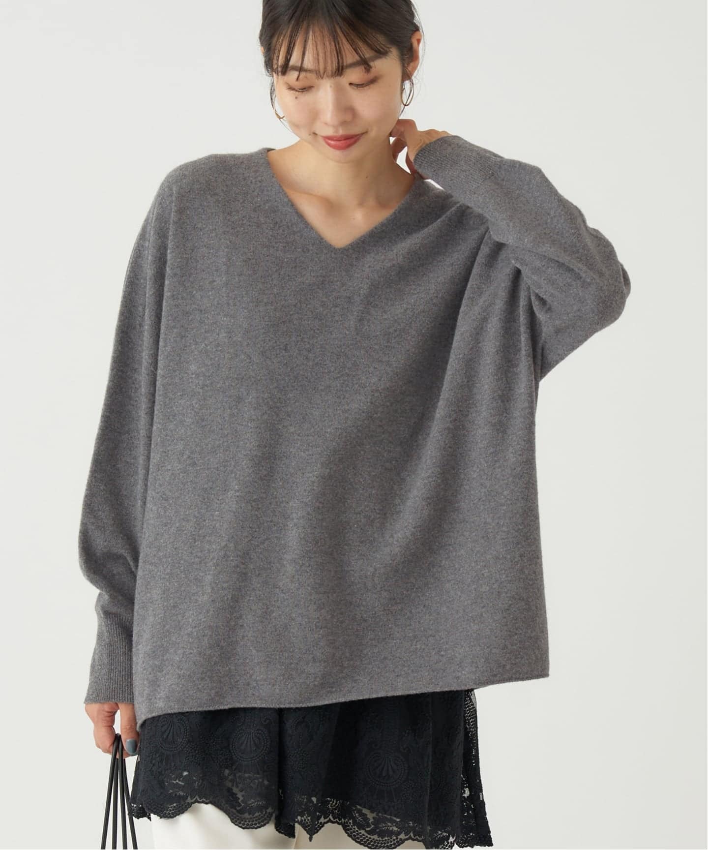 追加2》Fineニュージーウール ニュアンス Vプルオーバー（ニット