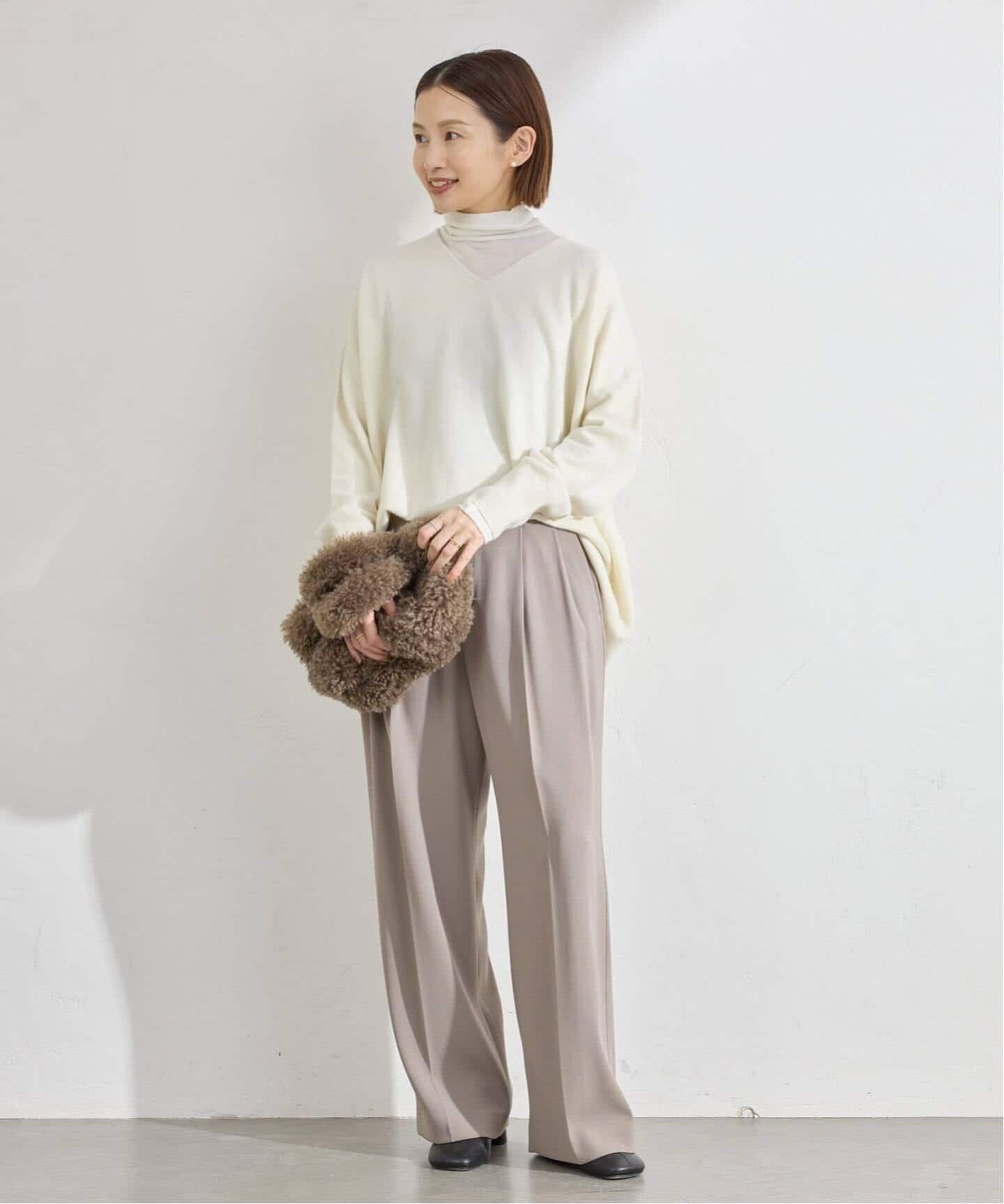 追加5》Fineニュージーウール ニュアンス Vプルオーバー（ニット