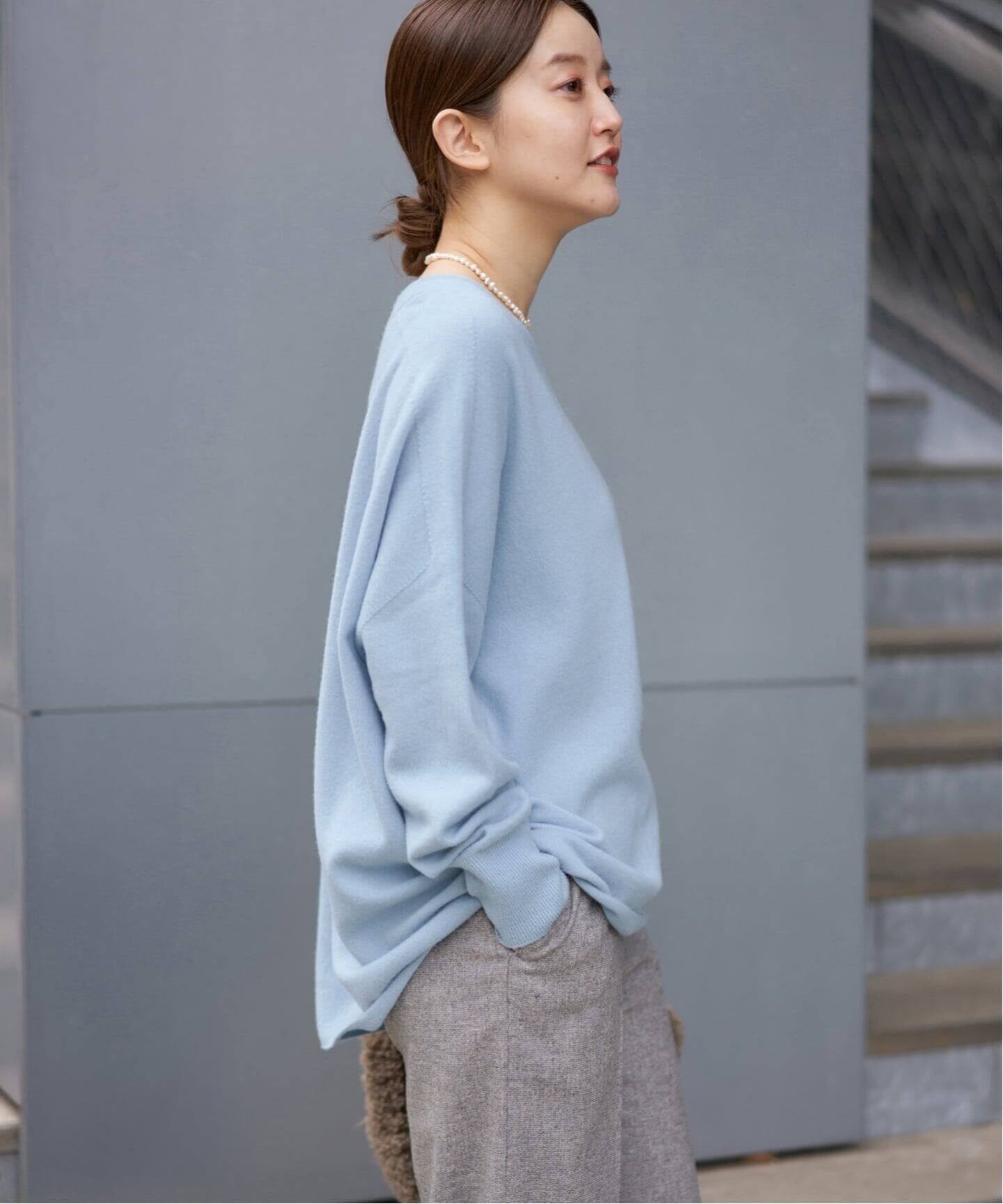 [新品]イエナFineニュージーウールニュアンスVプルオーバー(サックスブルー) 追加5予約》Fineニュージーウール ニュアンス Vプルオーバー（ニット