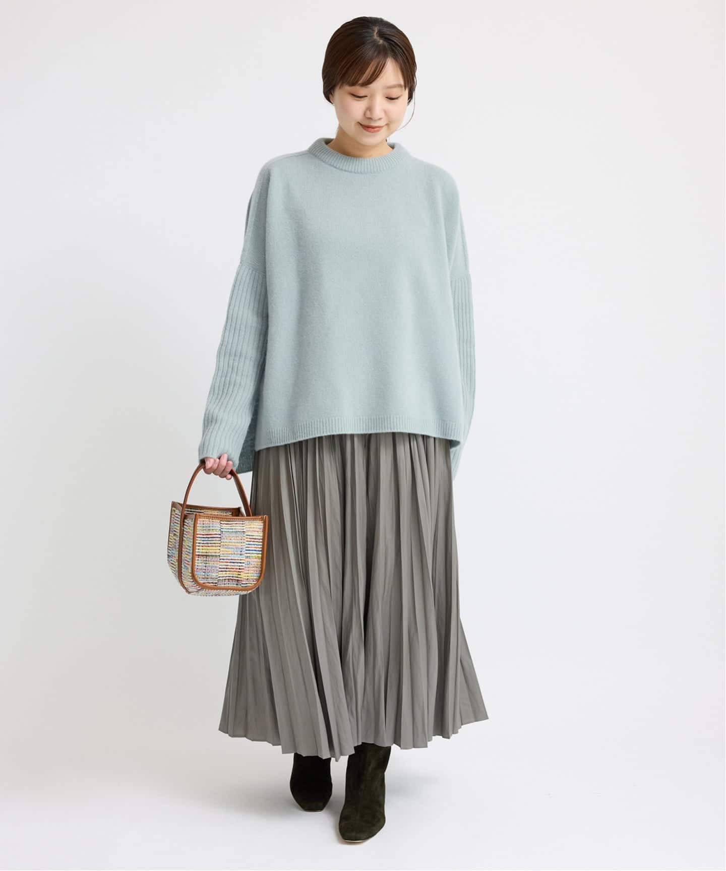 WEB限定/追加》ウールカシミヤ 脇スリットクルーネックプルオーバー