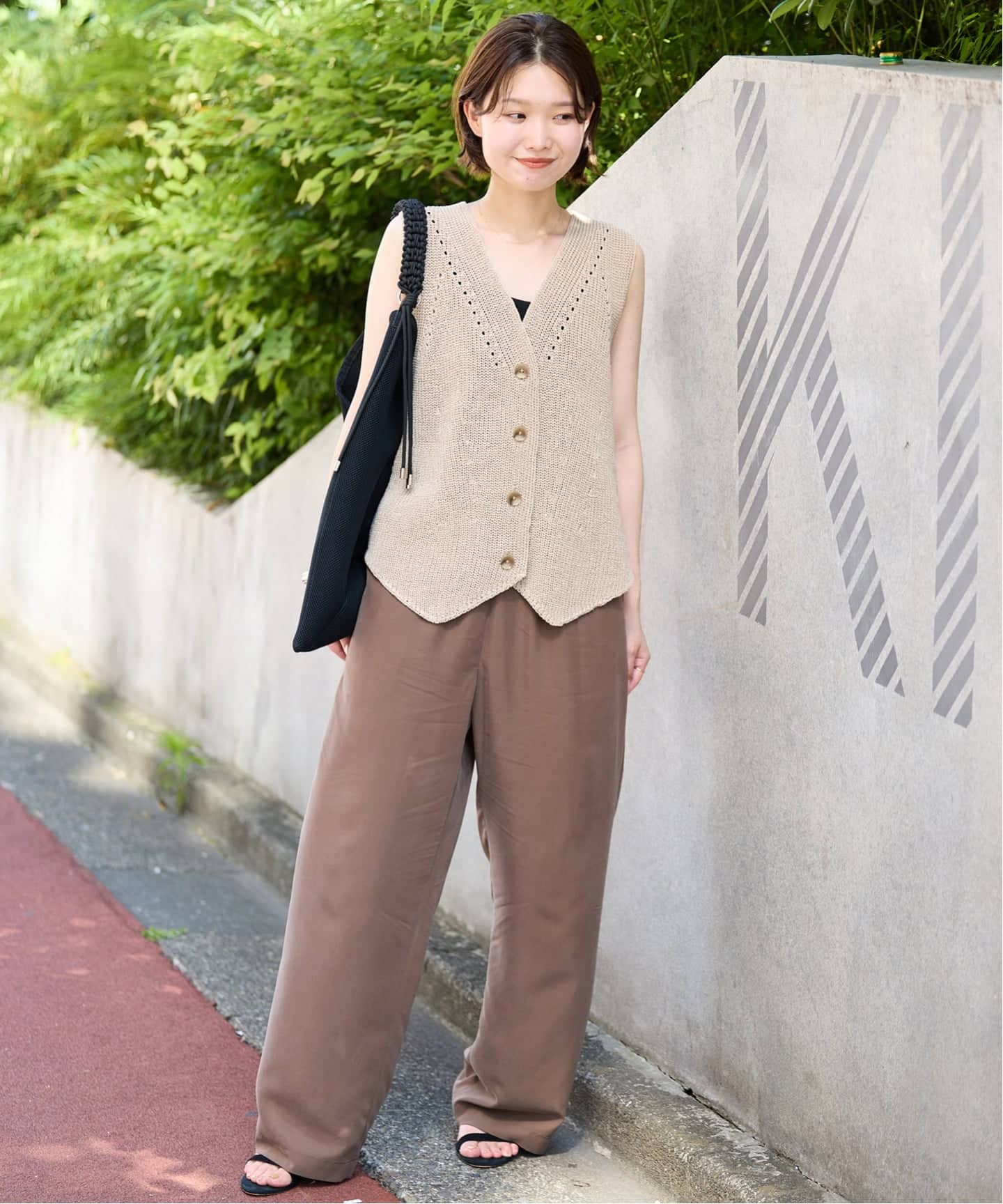 【未使用】SLOBE IENA ニットジレベスト　ベージュ SLOBE IENA（スローブイエナ）の「ニットジレ（ベスト）」 - WEAR