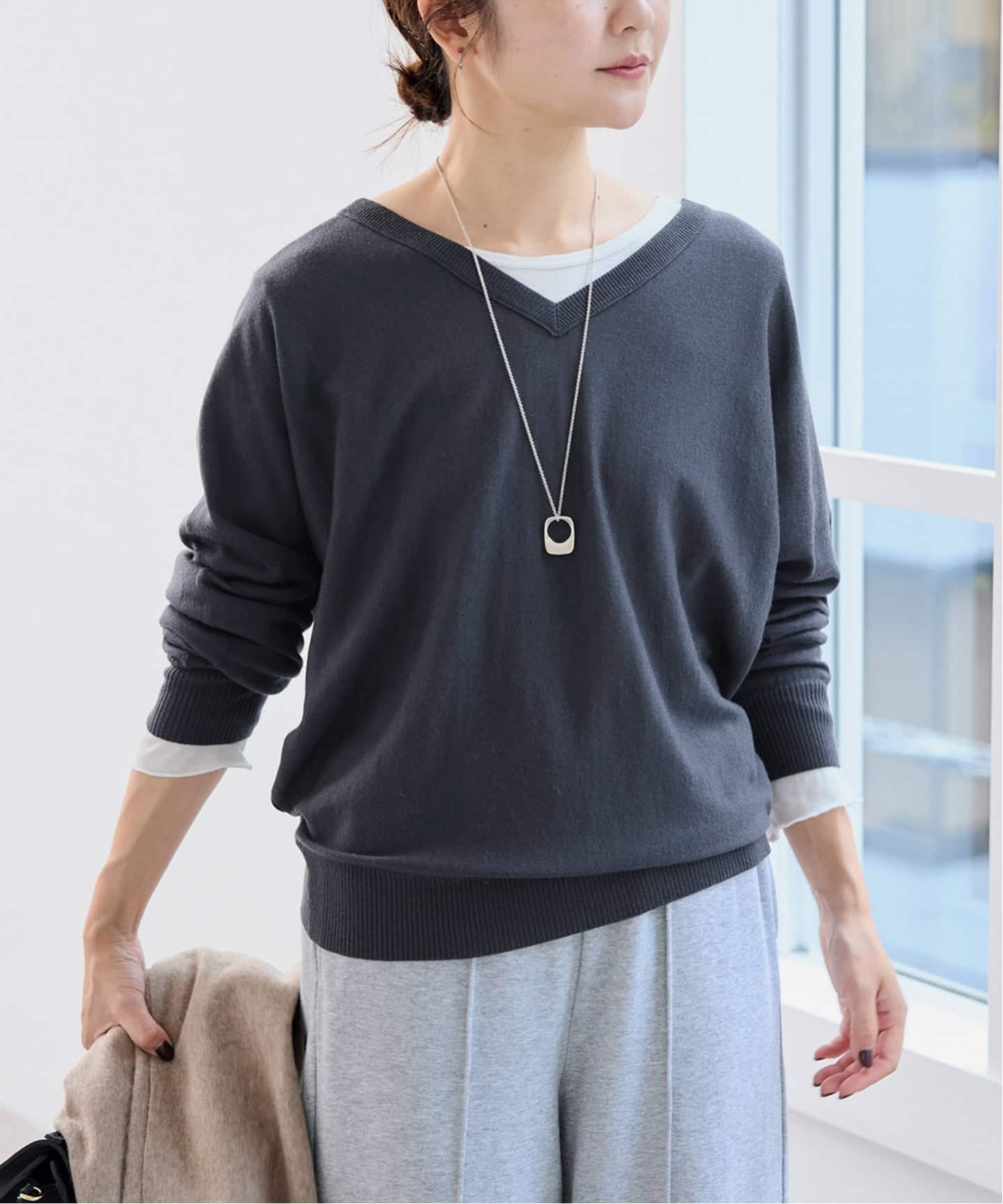 ウォッシャブルドルマンVネックプルオーバー（ニット／セーター