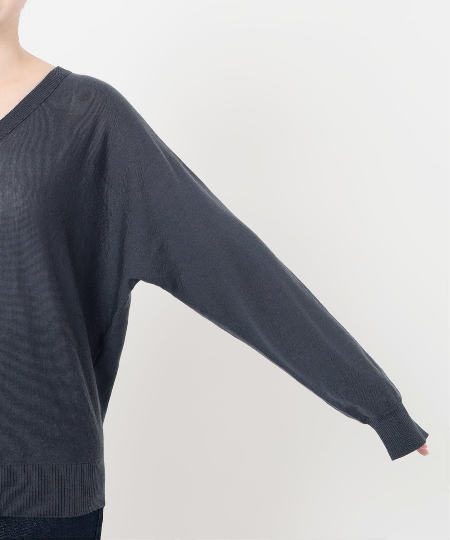 スローブイエナ　Vネックスウェットプルオーバー ブランド 品 通販ファッション - SLOBE IENA スローブイエナ V