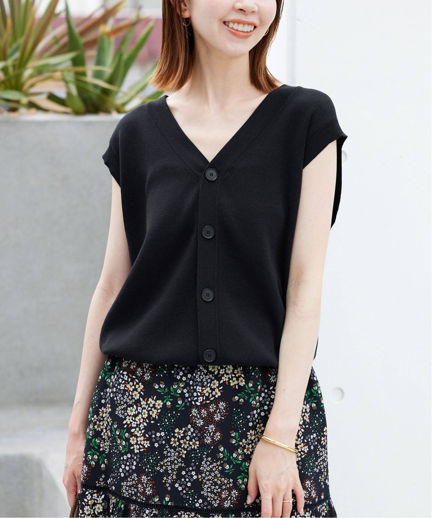 WEB限定/追加》総針Vネック ニットベスト（ベスト）｜SLOBE IENA