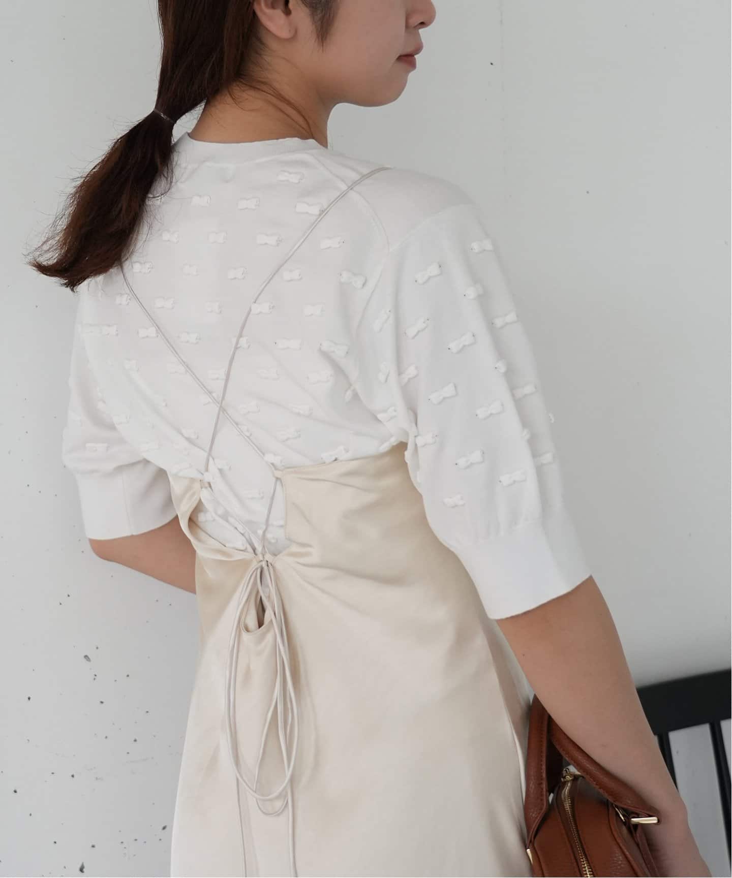 新品未使用タグ付　SLOBE IENA rribon ニット　白 WEB/一部店舗限定》ribbon ニット（ニット／セーター）｜SLOBE