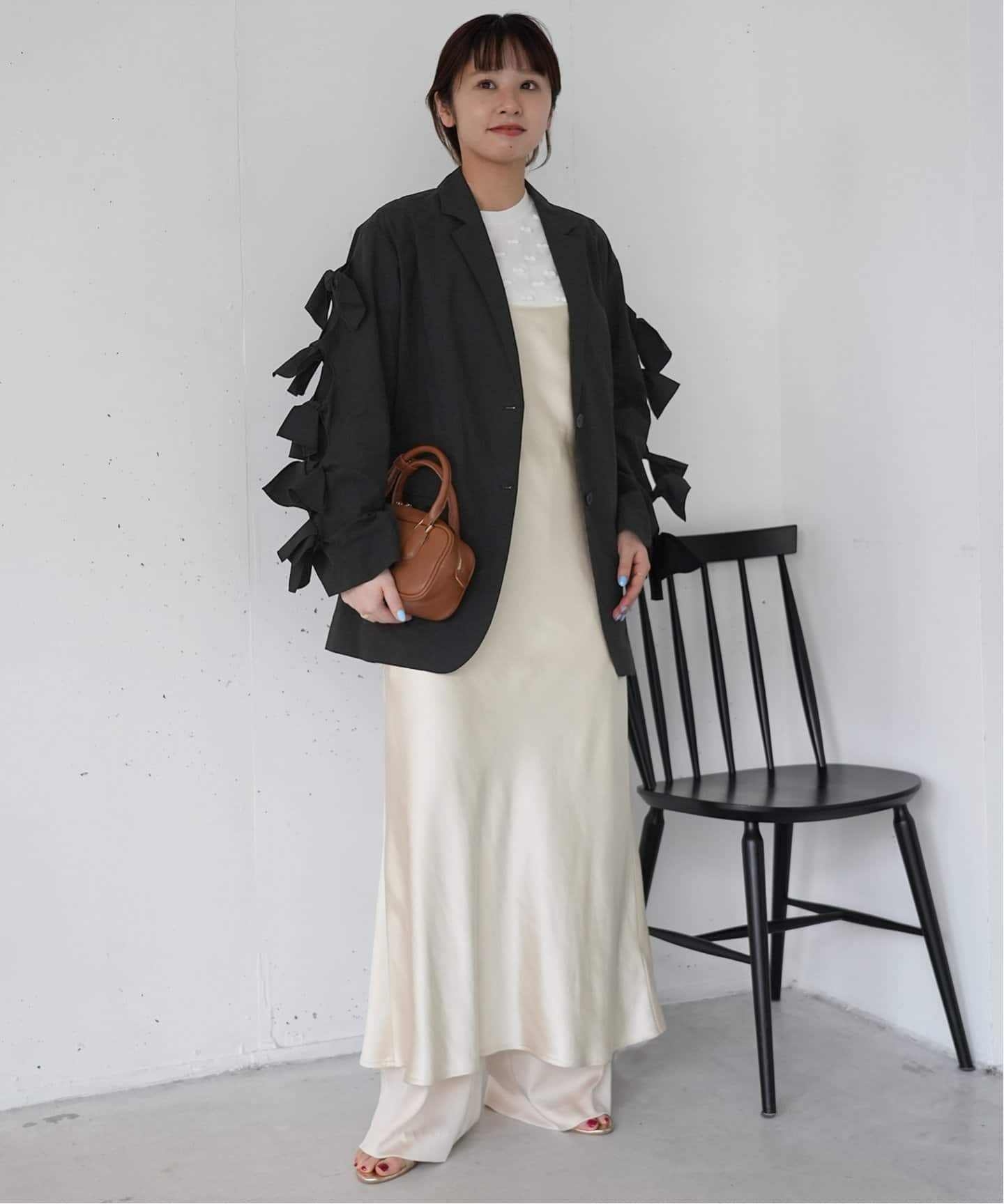 新品未使用タグ付　SLOBE IENA rribon ニット　白 WEB/一部店舗限定》ribbon ニット（ニット／セーター）｜SLOBE