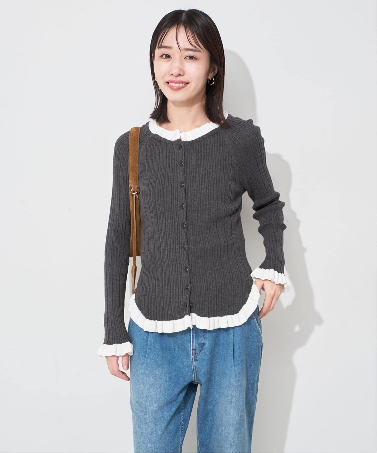 即発送　SLOBE IENA 2025年新品未使用　フリルカーディガン tyn.TGOR/トゴール フリルカーディガン J0102（カーディガン）｜SLOBE