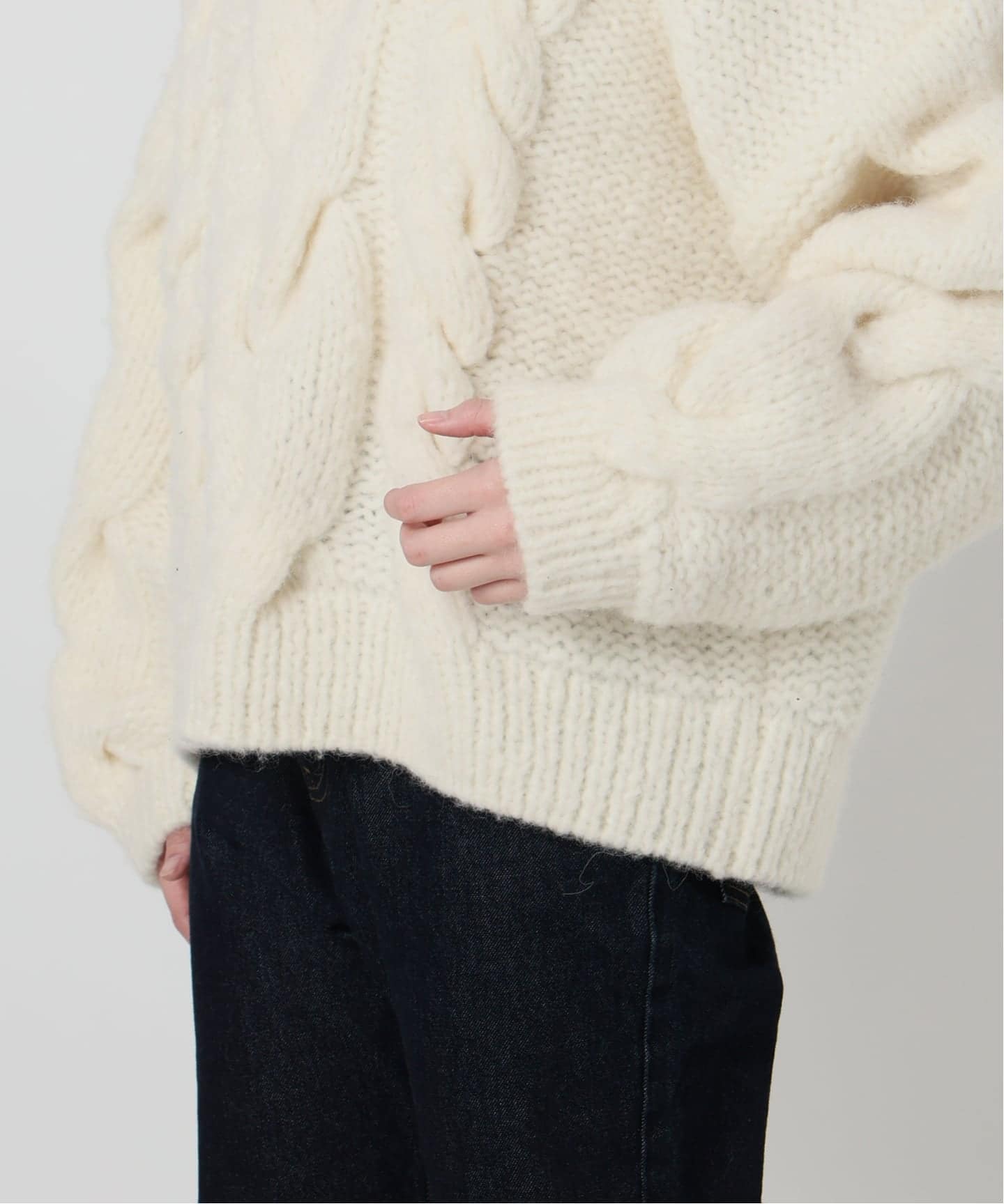 新品タグ付 ハチイチブランカ SLOBE別注 ケーブルハンドニット 81BRANCA/ハチイチブランカ SLOBE別注 ケーブルハンドニット（ニット