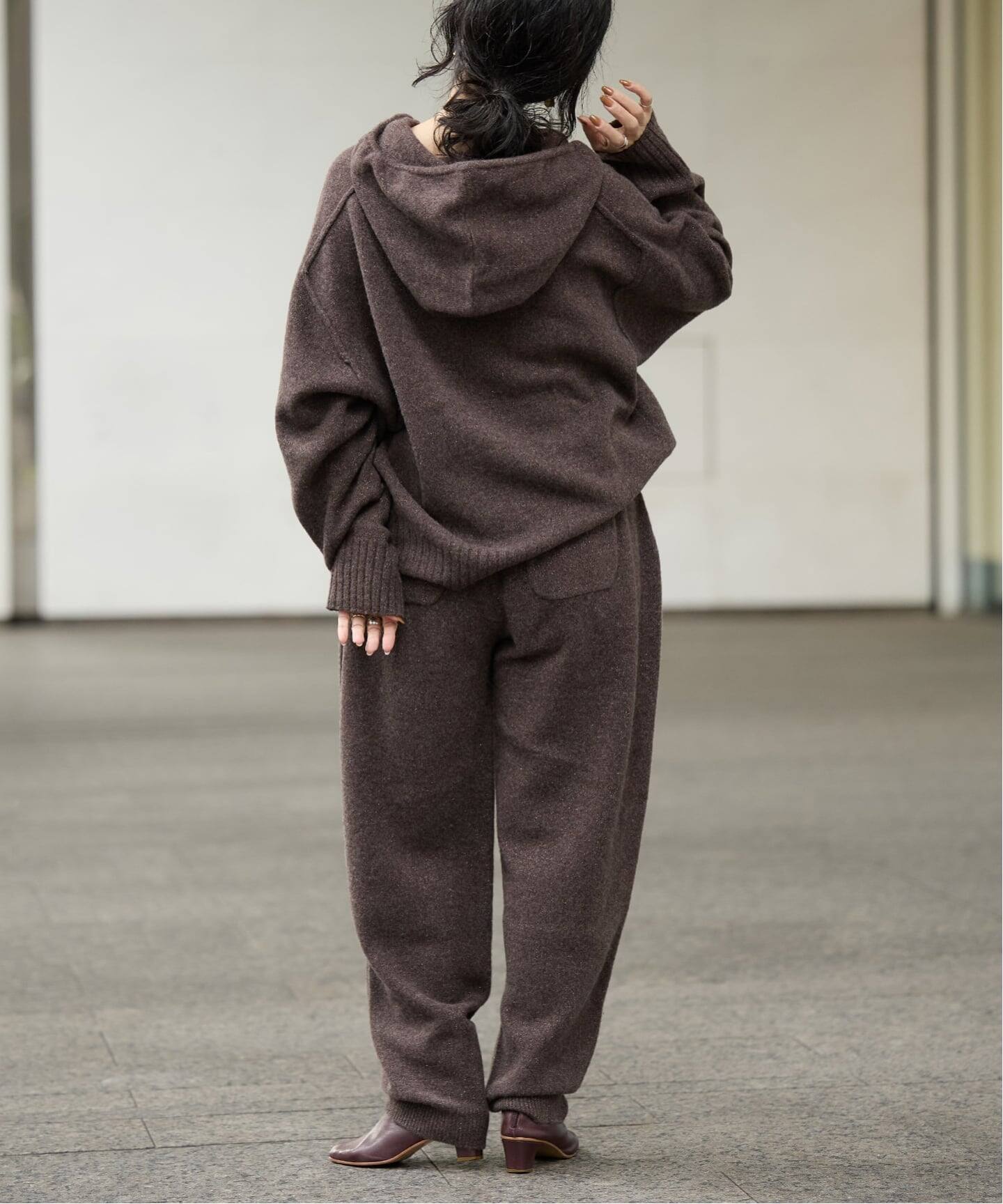 美品 2025AW イエナ IENA LA BOUCLE アルパカラメMIXニットパーカー ｜ブラウン系 シャイニー プルオーバー フーディ【2400014920741】 IENA - 美品 2025AW イエナ IENA LA BOUCLE アルパカラメMIXニット