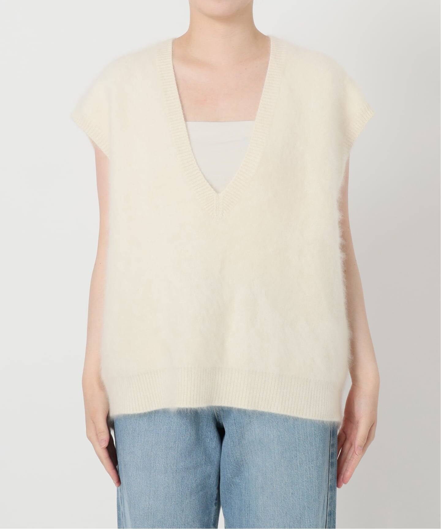 IENA LA BOUCLE フェザーヤーンベスト 24SS 完売品✨ IENA LA BOUCLE フェザーヤーンベスト 24SS - メルカリ