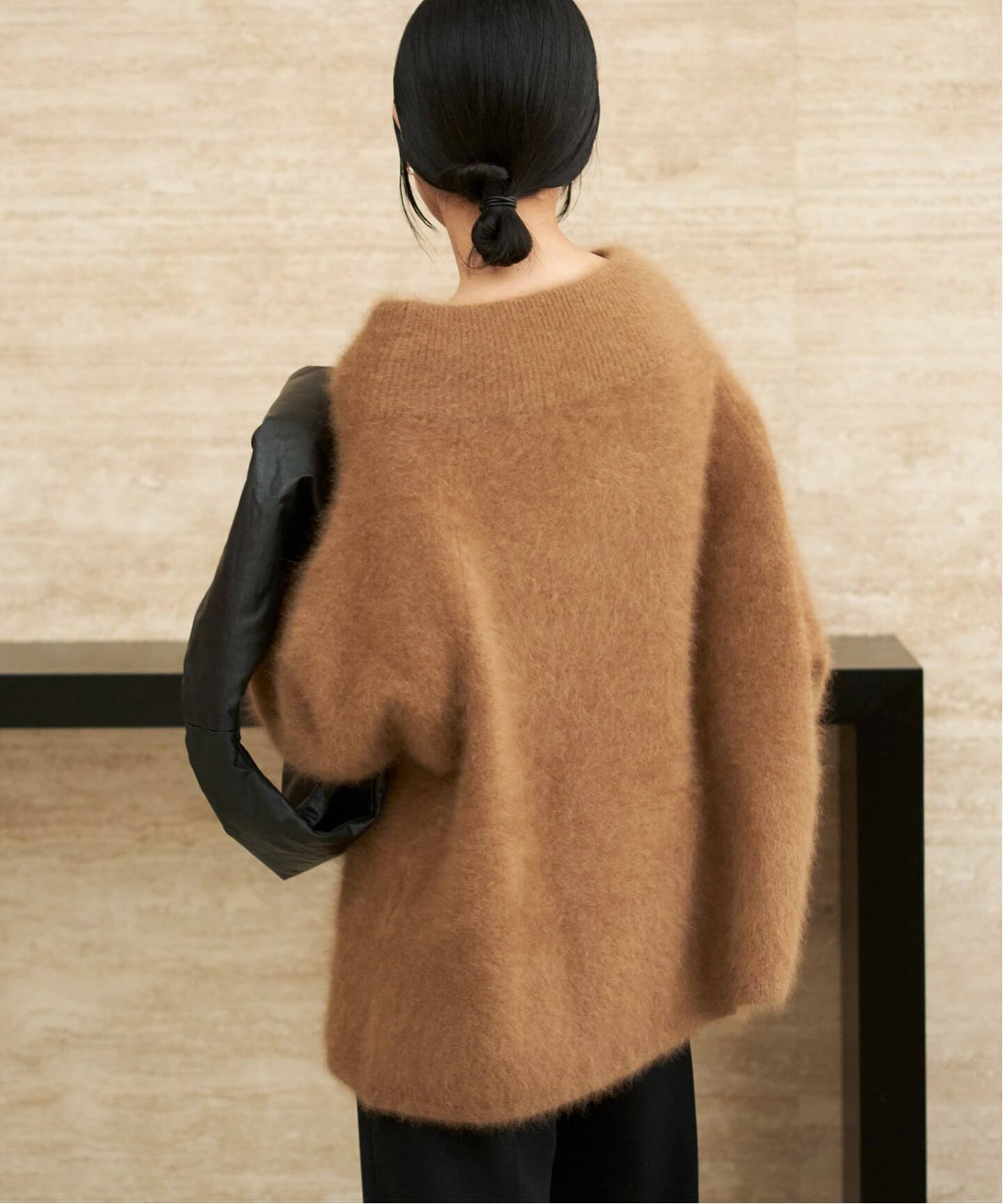 【新品未使用】Plage☆リネン混ダークブラウン長袖ニット 予約》Fur Off Neck ニット（ニット／セーター）｜Plage