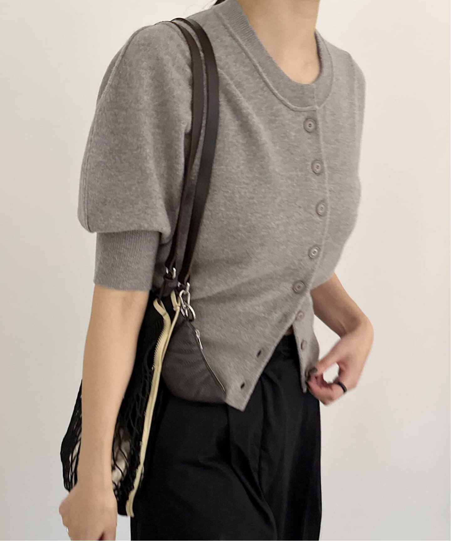 六本木店・WEB限定》R'IAM パフスリーブ カーディガン
