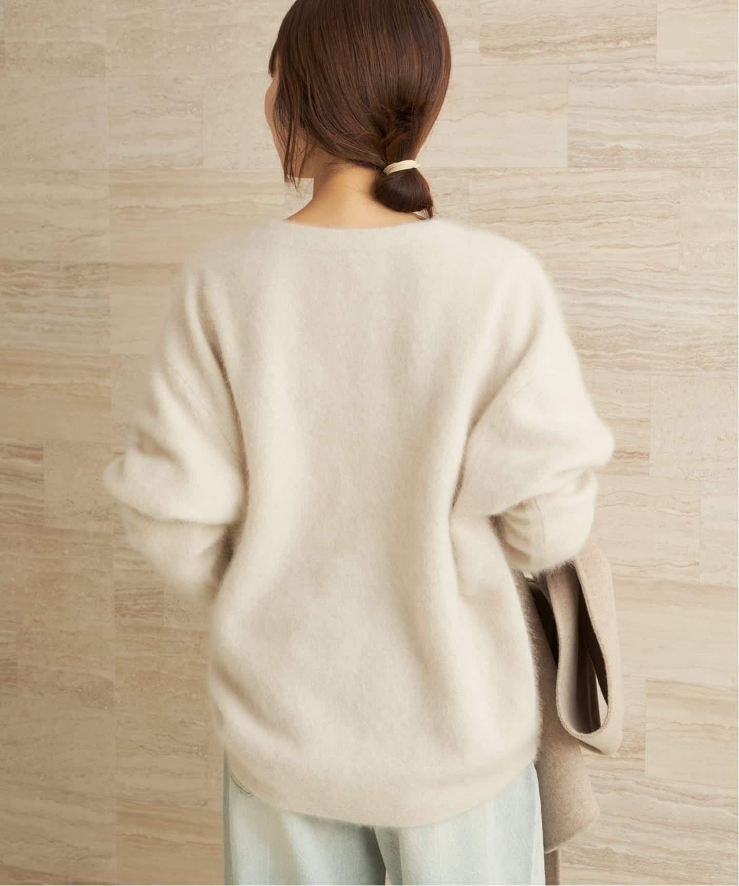 Light Fur V nuance プルオーバー（ニット／セーター）｜Plage