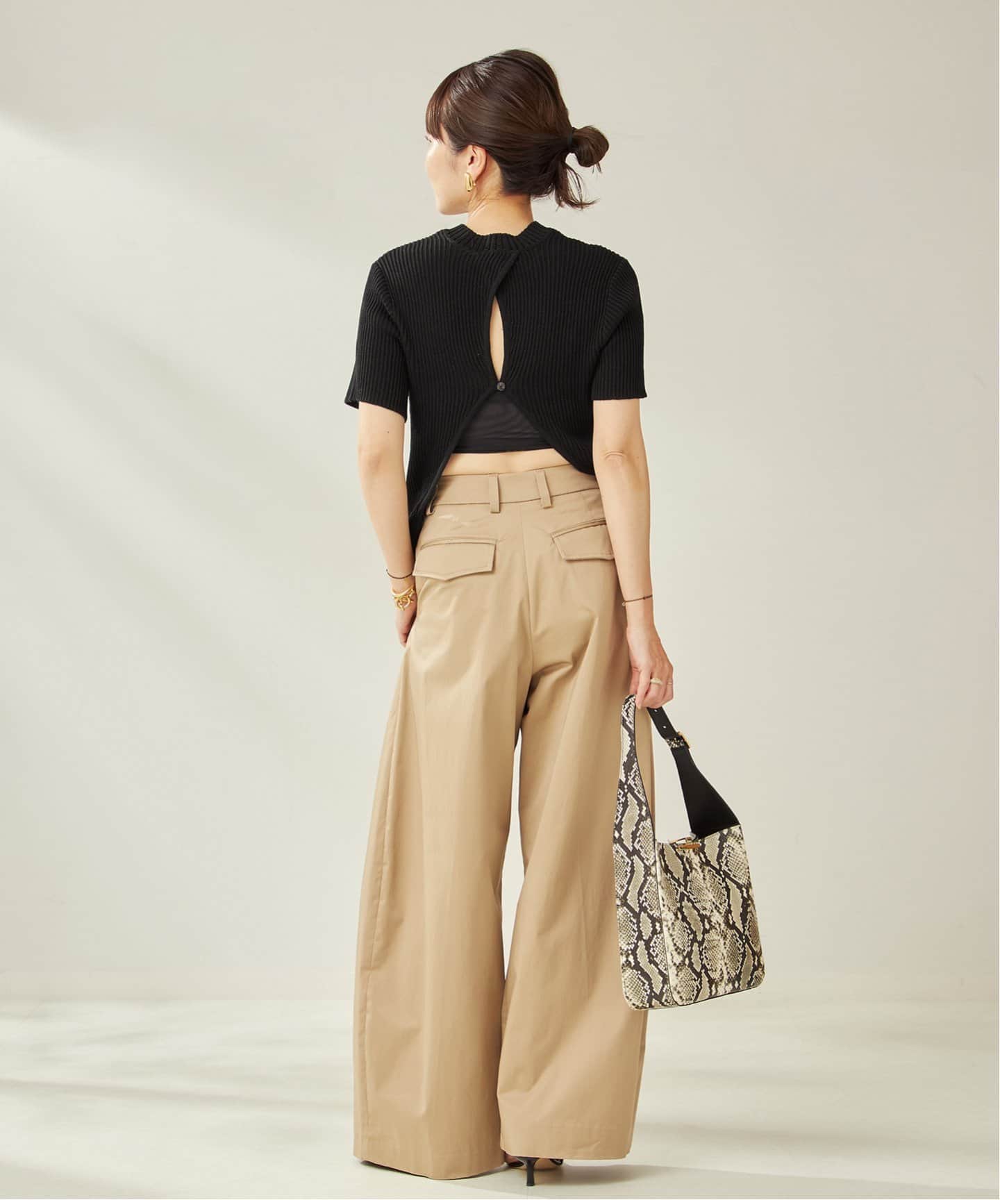 【メーカー再生品】 予約》GENES / トップス（ニット BLACK TOP ANIA ジェネス トップス