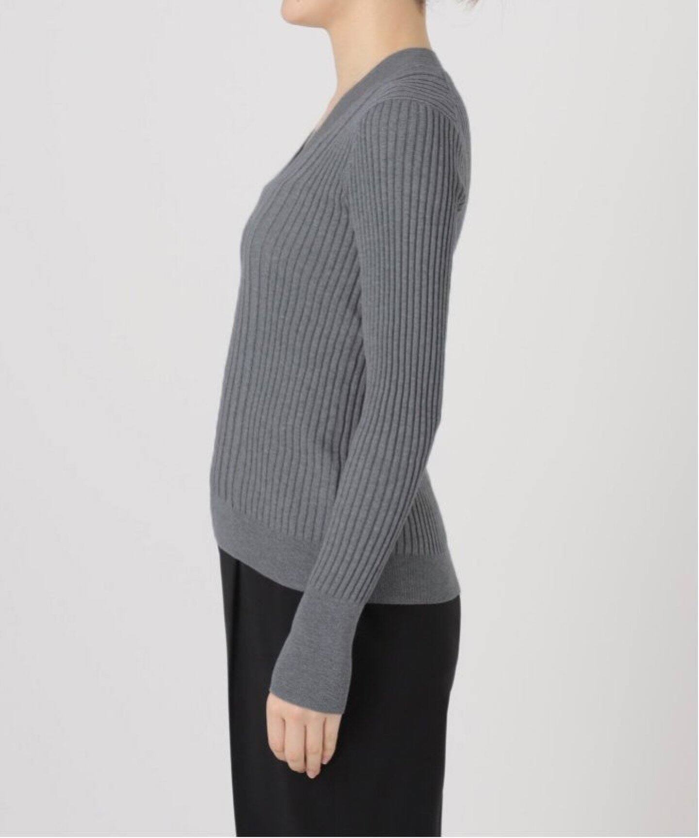 WEB限定/追加》イタリア糸 RIB Vネックプルオーバー（ニット／セーター  