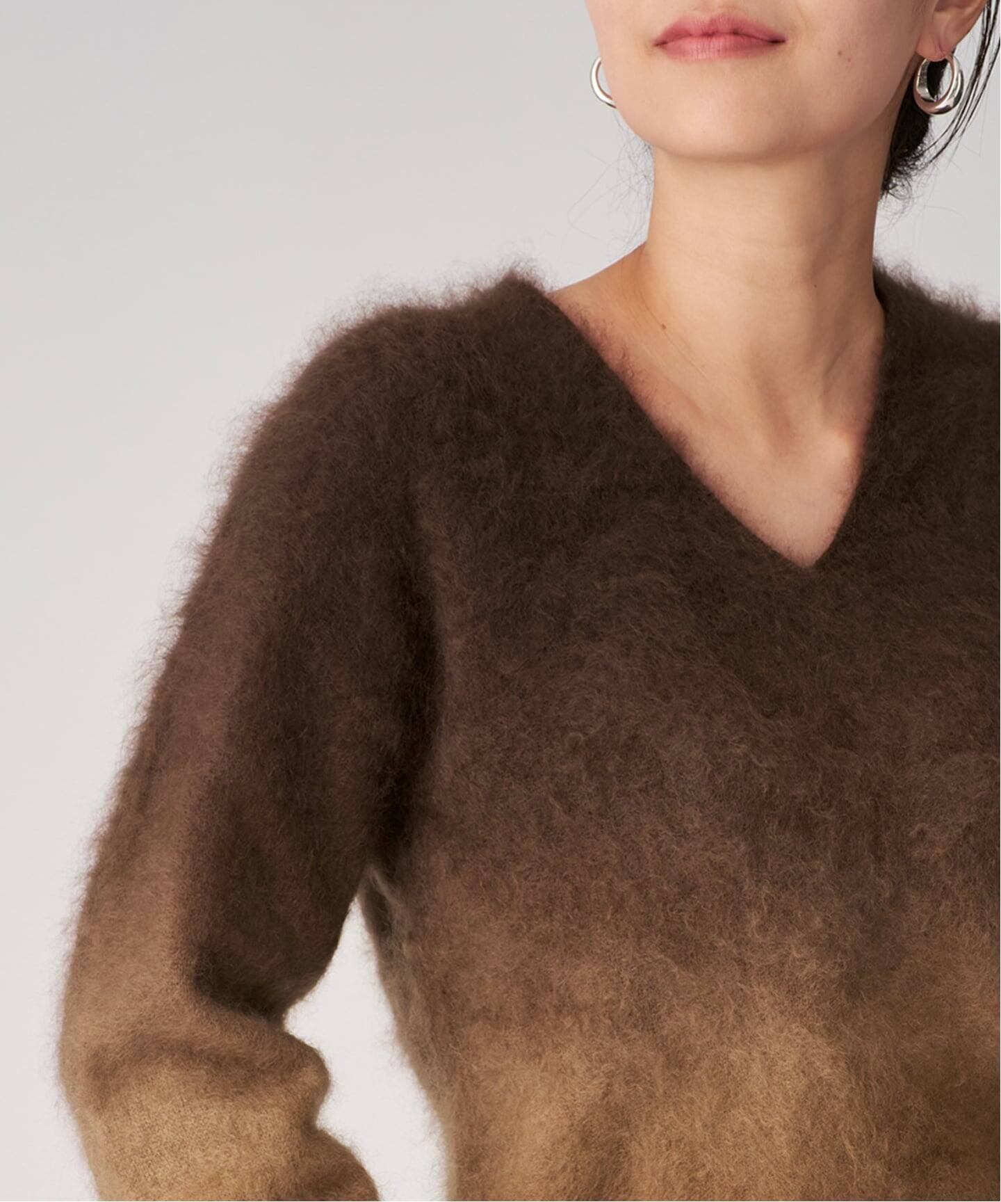 ENRICA エンリカ Vネックプルオーバー Gradation KNIT241（ニット