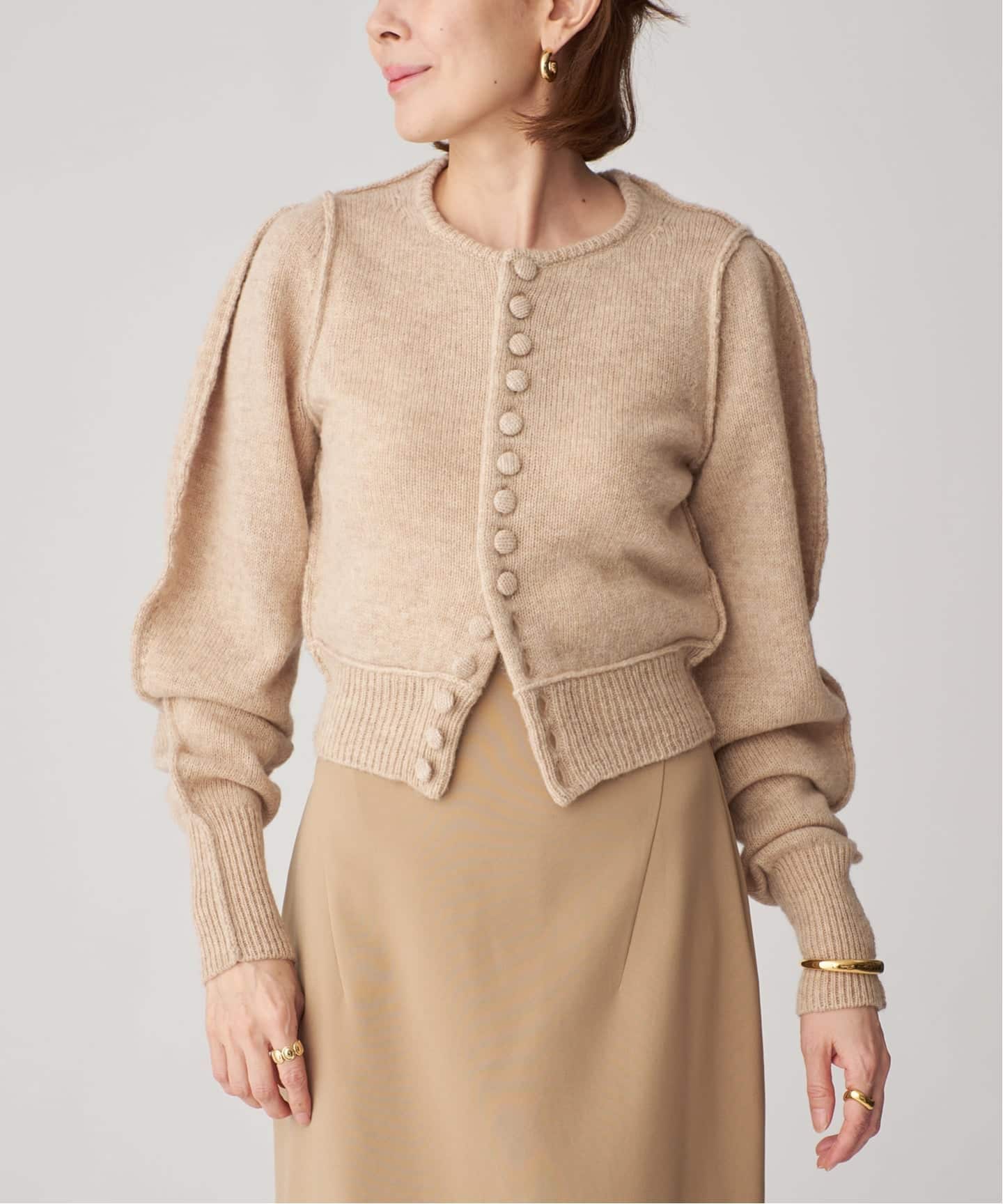 新品未使用　INSCRIRE 【アンスクリア】　カーディガン INSCRIRE アンスクリア Shoulder カーディガン I25AWK15（カーディガン