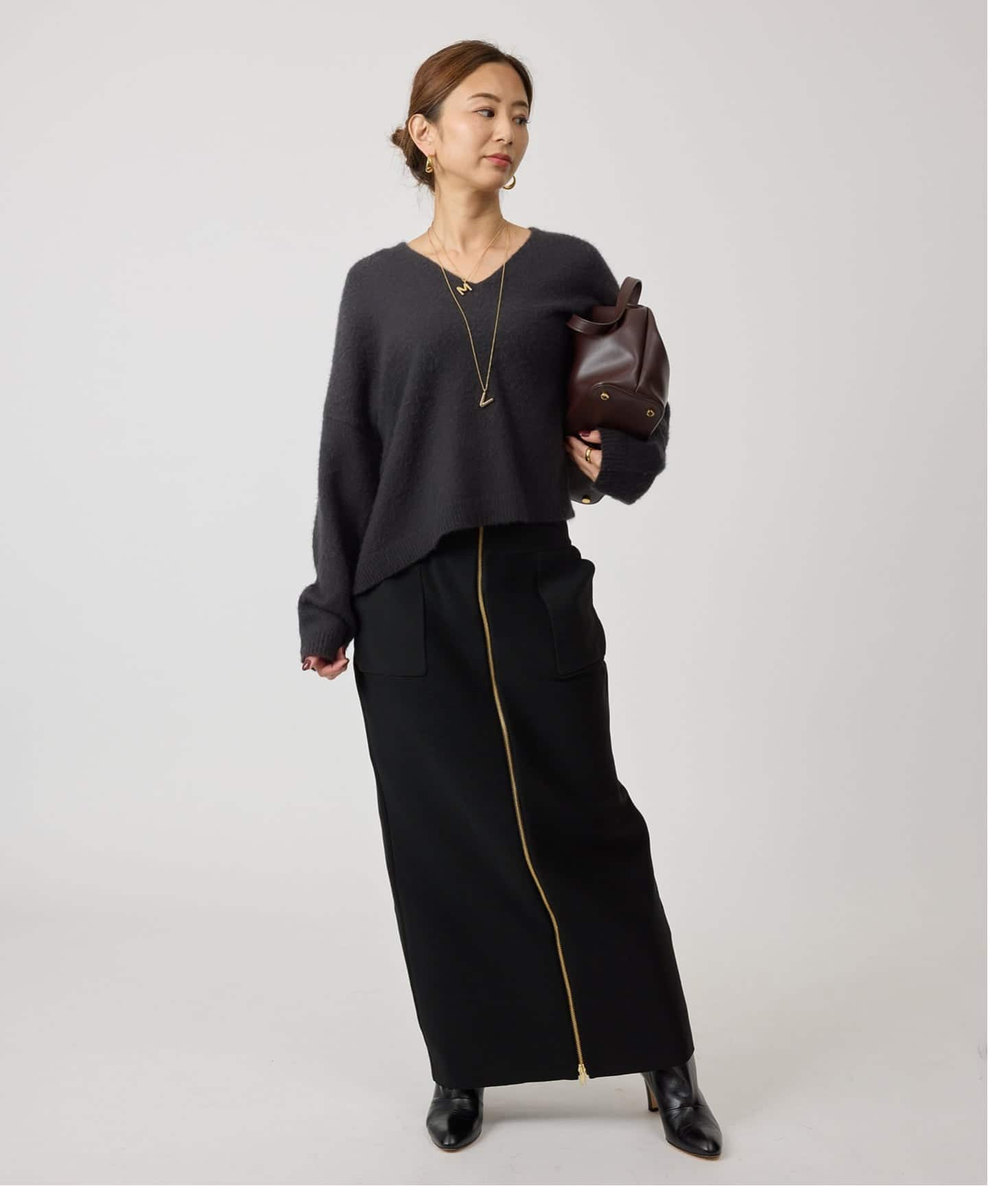 予約》Room no.8 ルームエイト Raccoon Slit Neck トップス R8KN-28 4