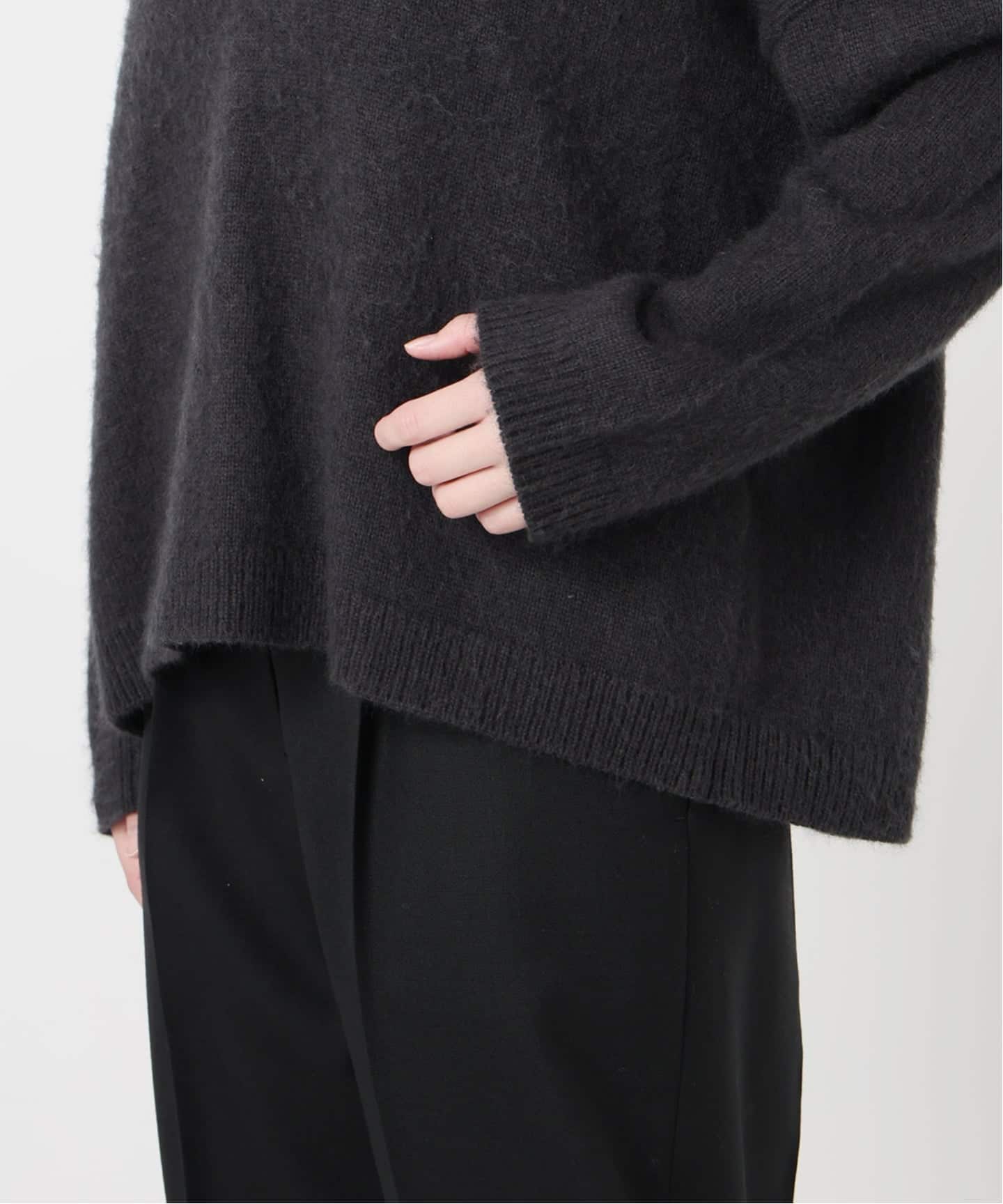 新品未開封 VAMPS ルームウェア 予約》Room no.8 ルームエイト Raccoon Slit Neck トップス R8KN