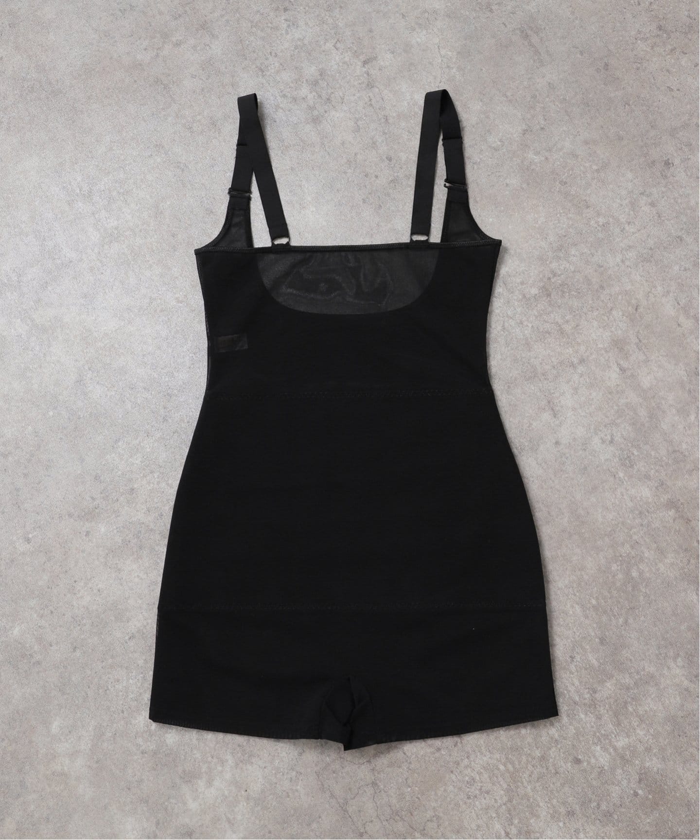 OVERNEATH Super High-waist Control Brief：ボディースーツ（その他