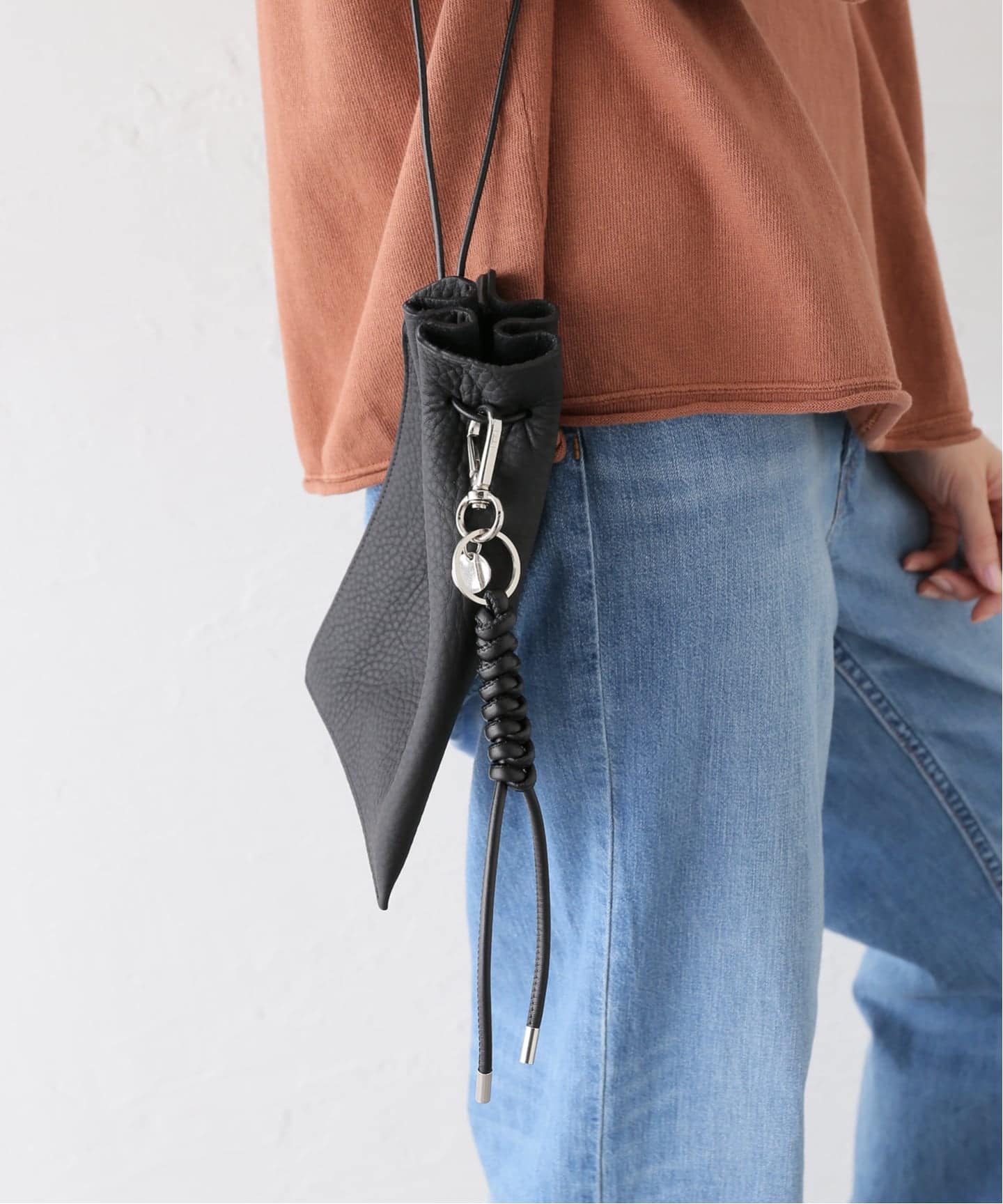 ITTI/イッチ CRISTY SNAKEKNOT CHARM（その他ファッション小物