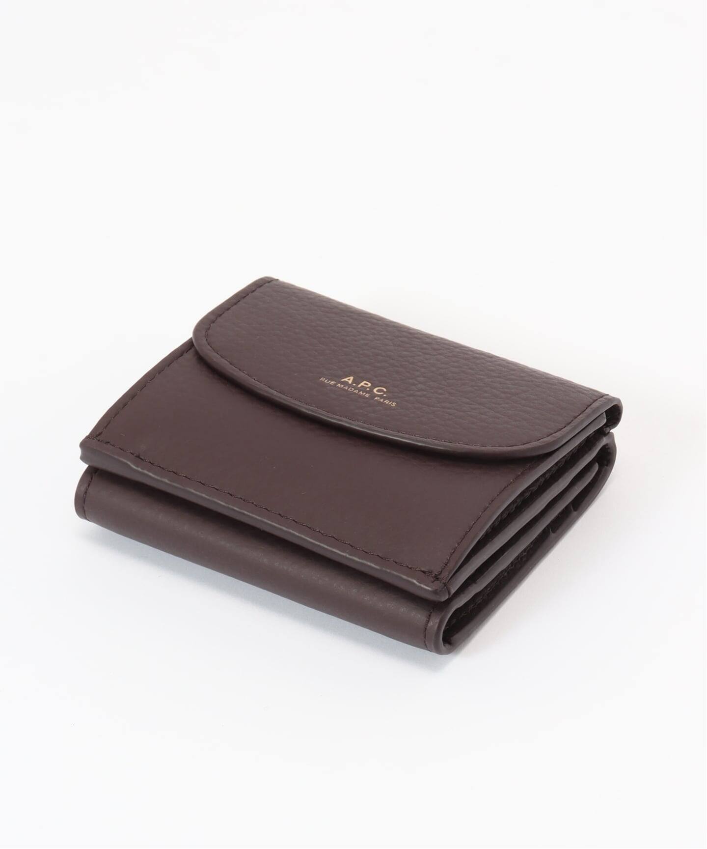 A.P.C./アーペーセー】TRIFOLD GENEVE-CUIR GRAINE（財布・コイン
