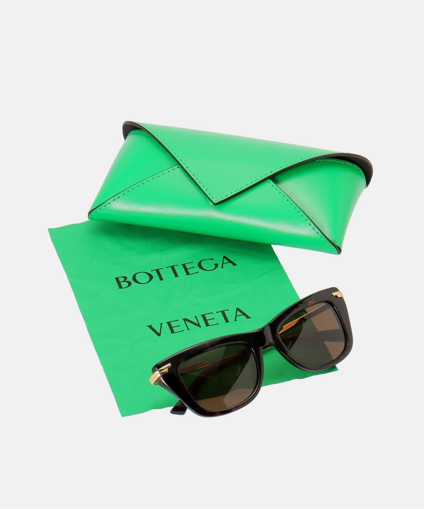 BOTTEGA VENETA/ボッテガ・ヴェネタ】CATEYE SUNGLASSES（サングラス  