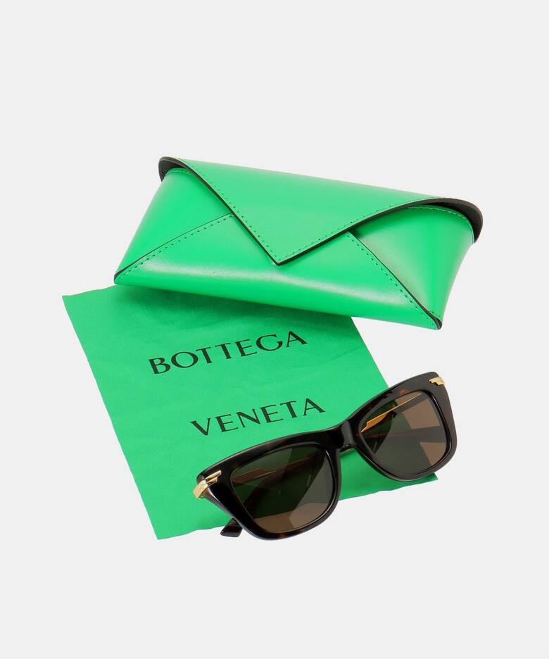 BOTTEGA VENETA/ボッテガ・ヴェネタ】CATEYE SUNGLASSES（サングラス