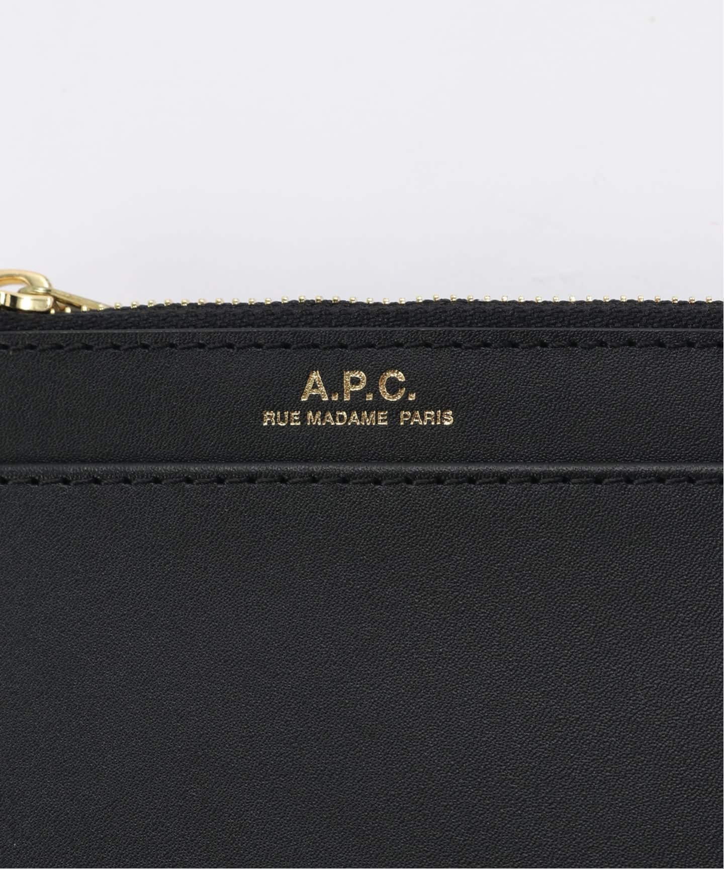 A.P.C./アーペーセー PORTE-MONNAIE DEMI-LUNE NEW-CUIR コインケース