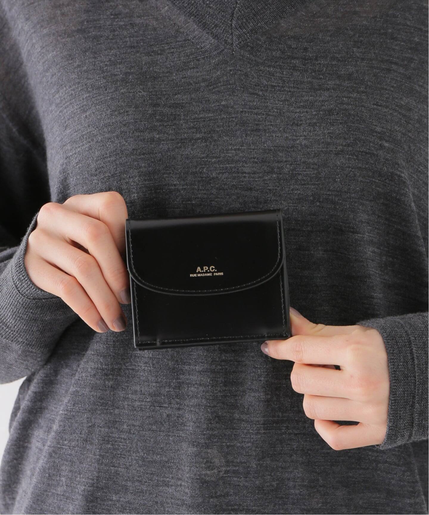 A.P.C./アーペーセー TRIFOLD GENEVE-CUIR LISSE BOX-23 財布（財布