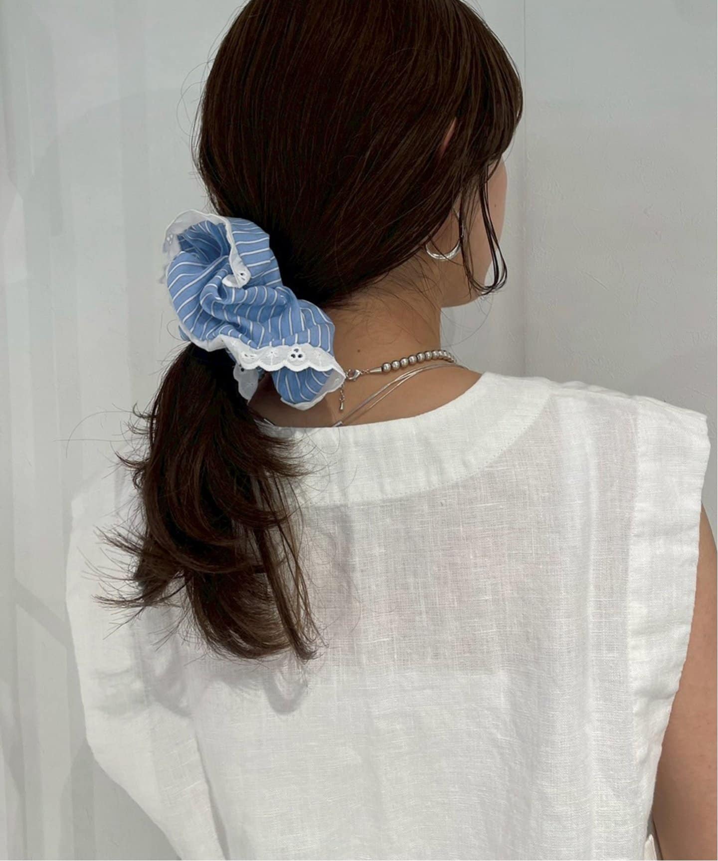 A Bronze Age/ブロンズエイジ ストライプシュシュ DOILY