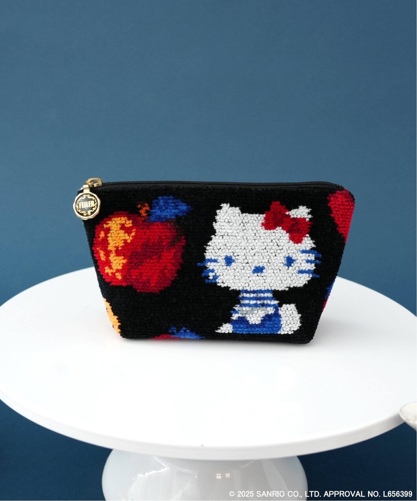 FEILER/フェイラー 別注 DLICIEUX HELLO KITTY 舟形ポーチ（ポーチ  