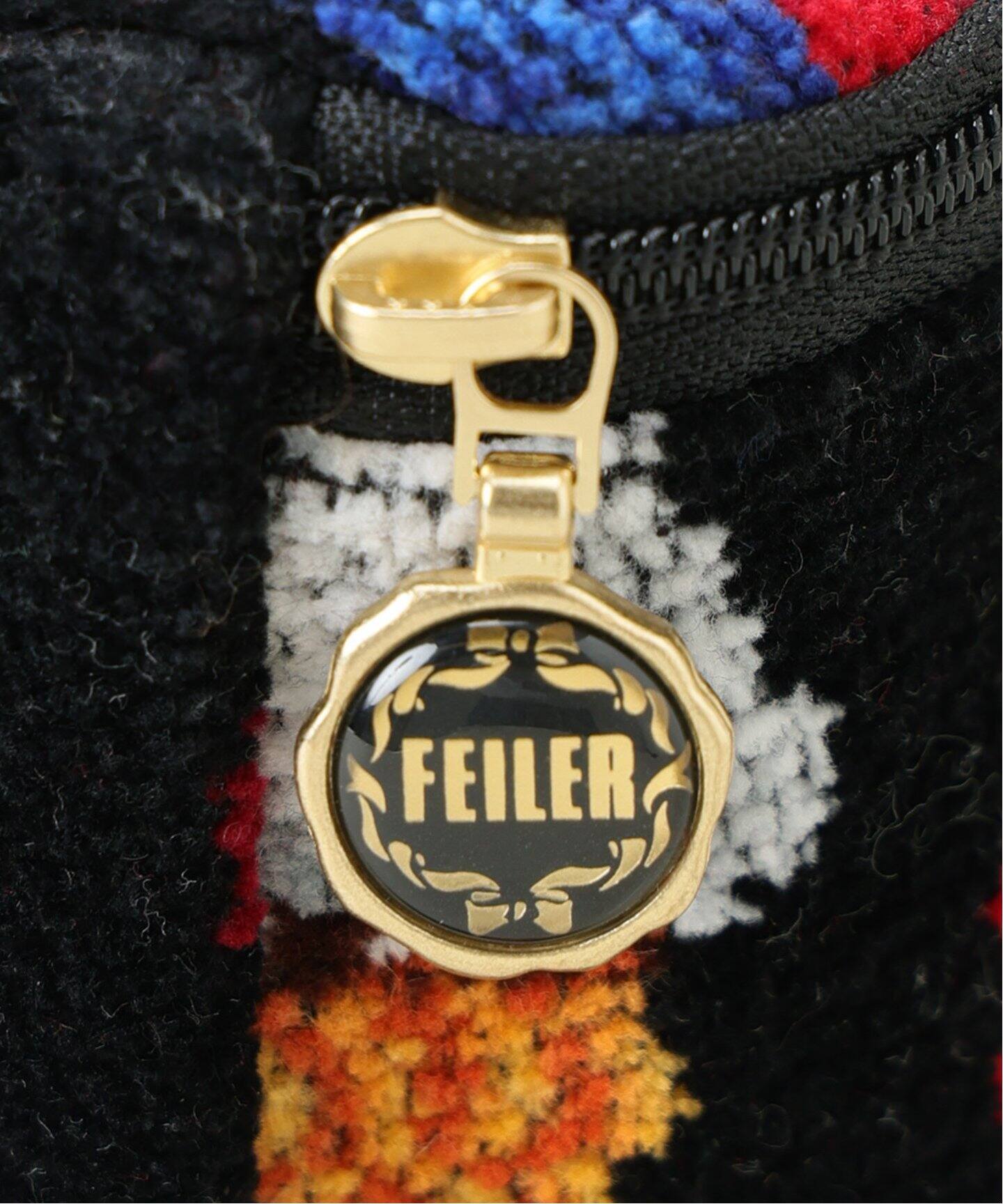 FEILER/フェイラー 別注 DLICIEUX HELLO KITTYガジェットポーチ 