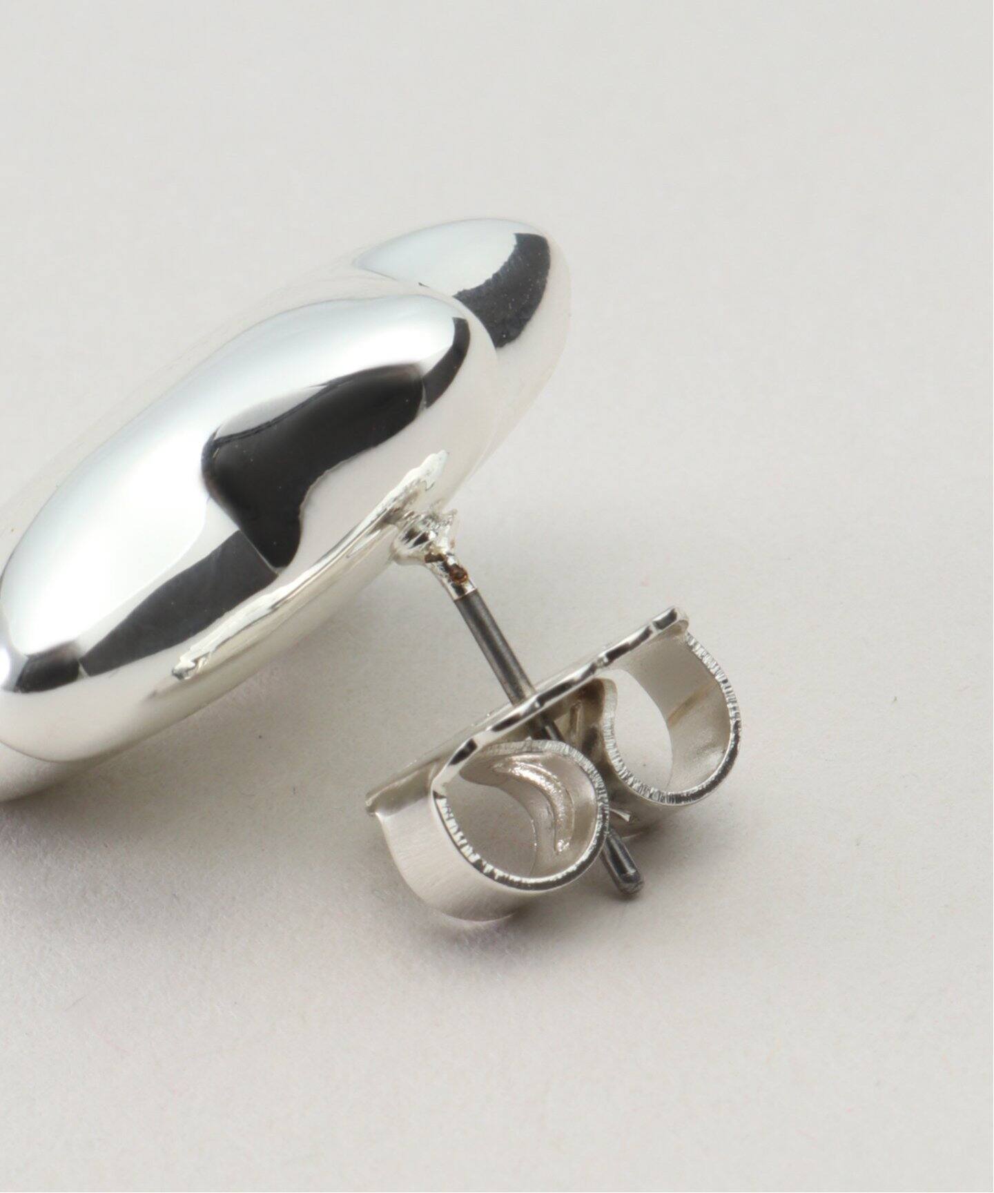 SANDY LIANG FOUND EARRINGS：ピアス（ピアス（両耳用
