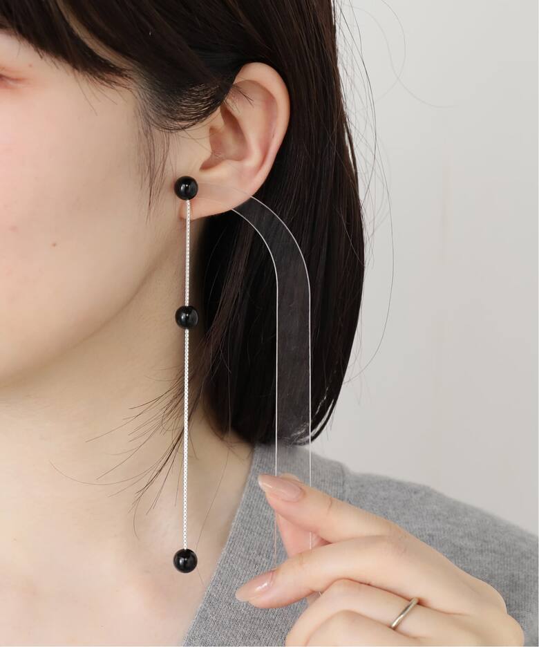 SASKIA DIEZ 3DROP EARRING ONYX 1PEACE：片耳ピアス（ピアス（片耳用 