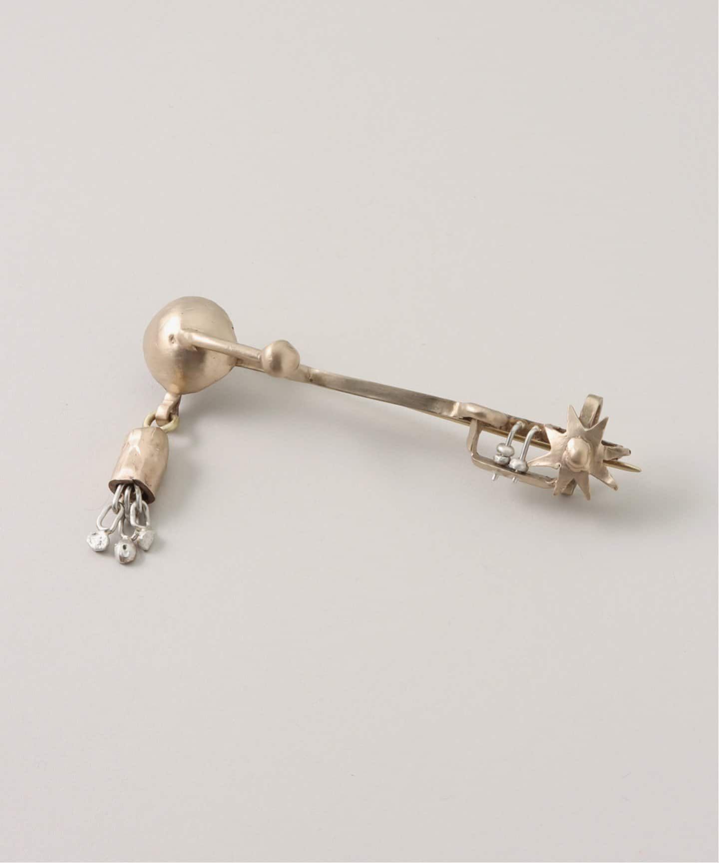 Zoe Mohm Tassel ブローチ (brass)