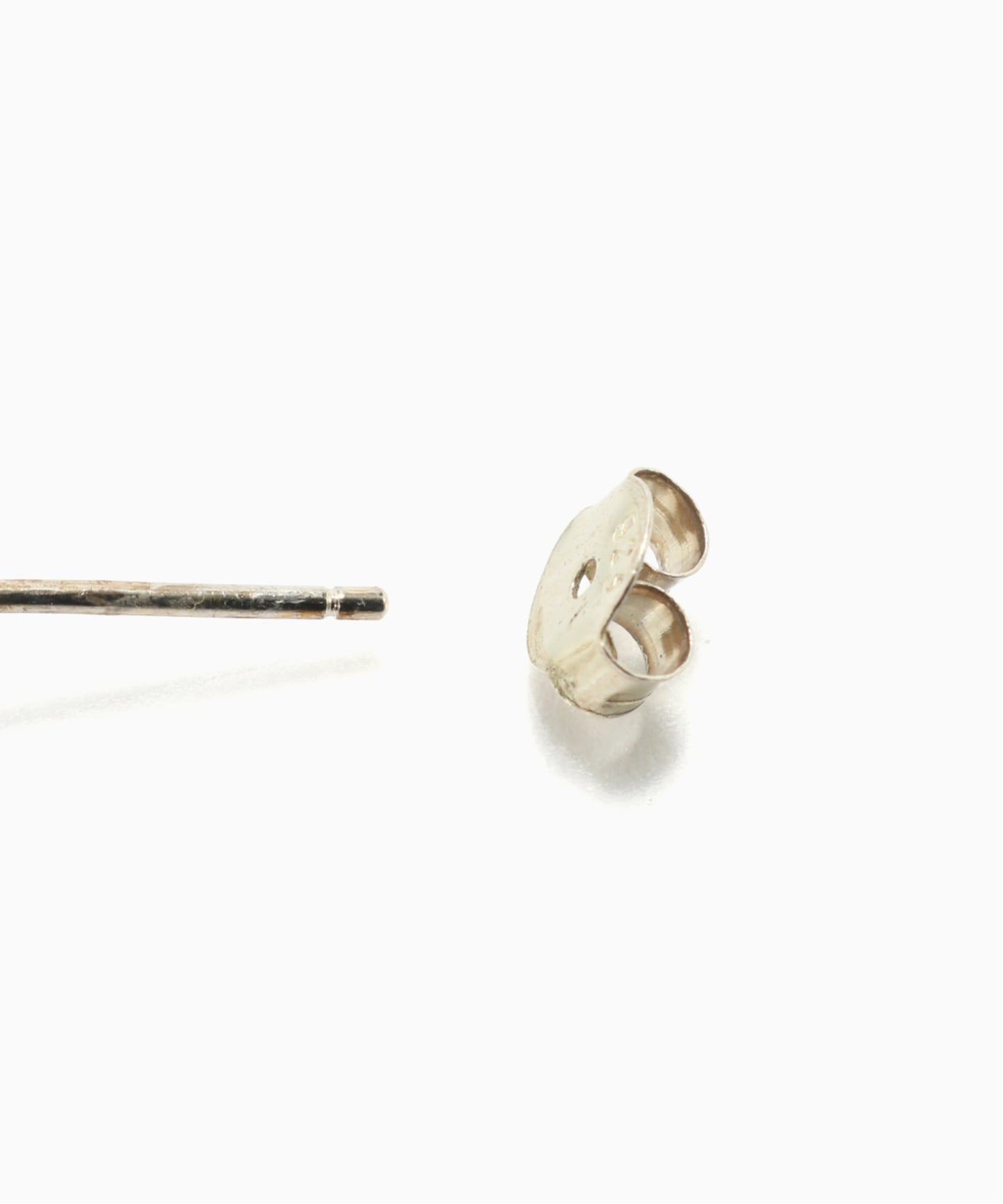 SANDY LIANG MICRO WANDA EARRINGS（ピアス（両耳用））｜BOICE FROM
