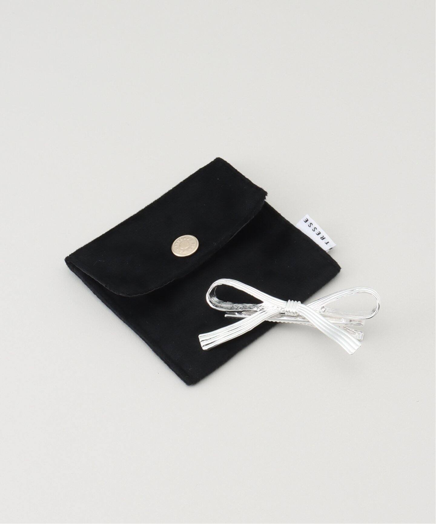 ヘアアクセサリー tresse Leather Ruban Clip in Black LEATHER-RUBAN-