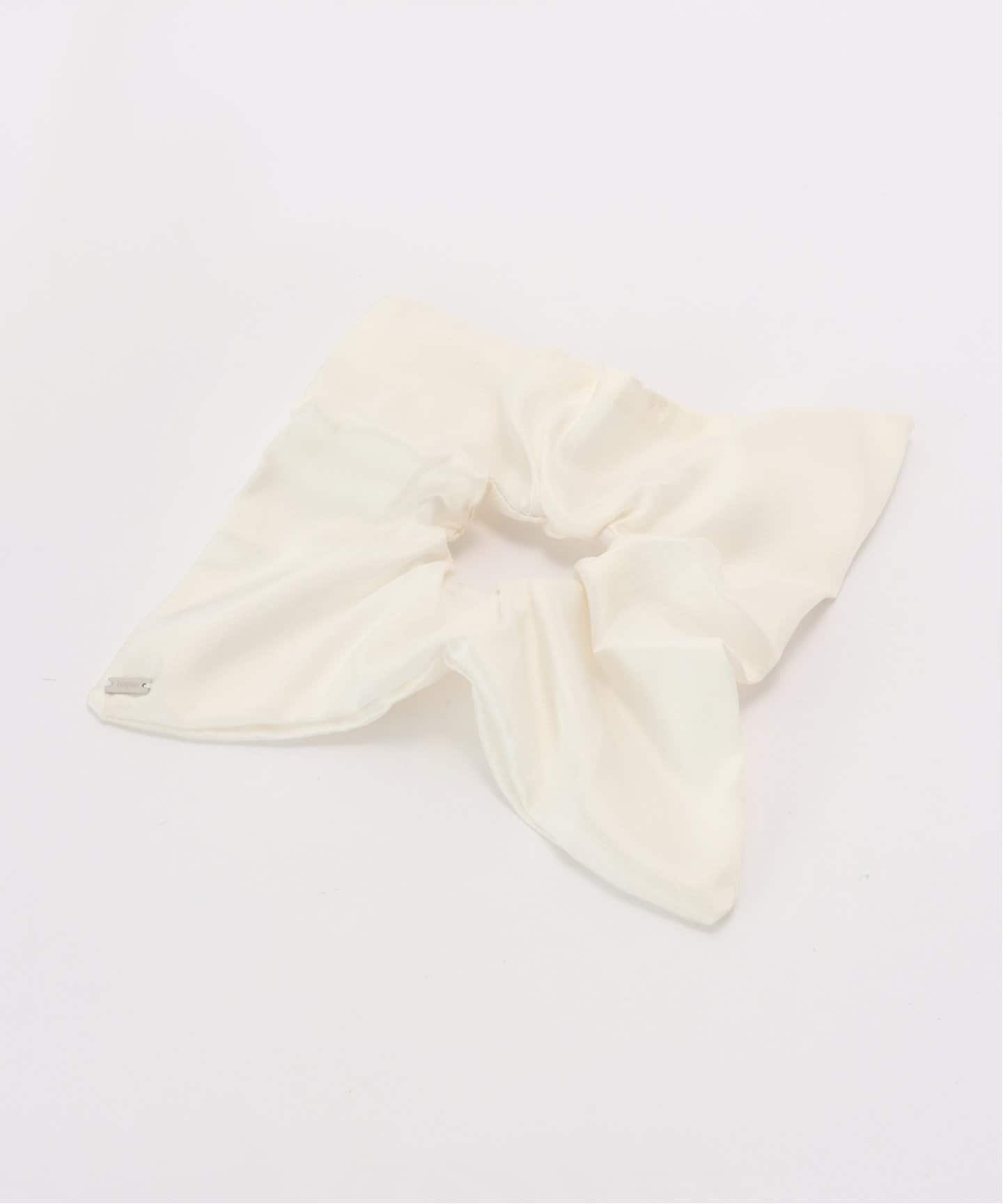 HEYEP Silk Square Medium Scrunchie（ヘアアクセサリー