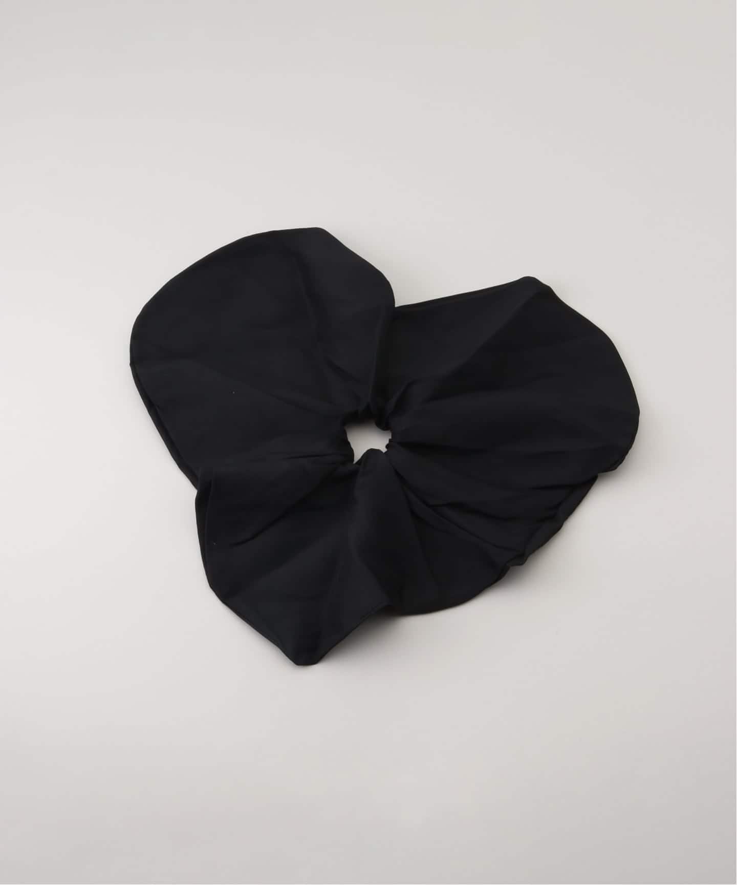 HEYEP Silk Heart Scrunchie-Large（ヘアアクセサリー）｜BOICE FROM