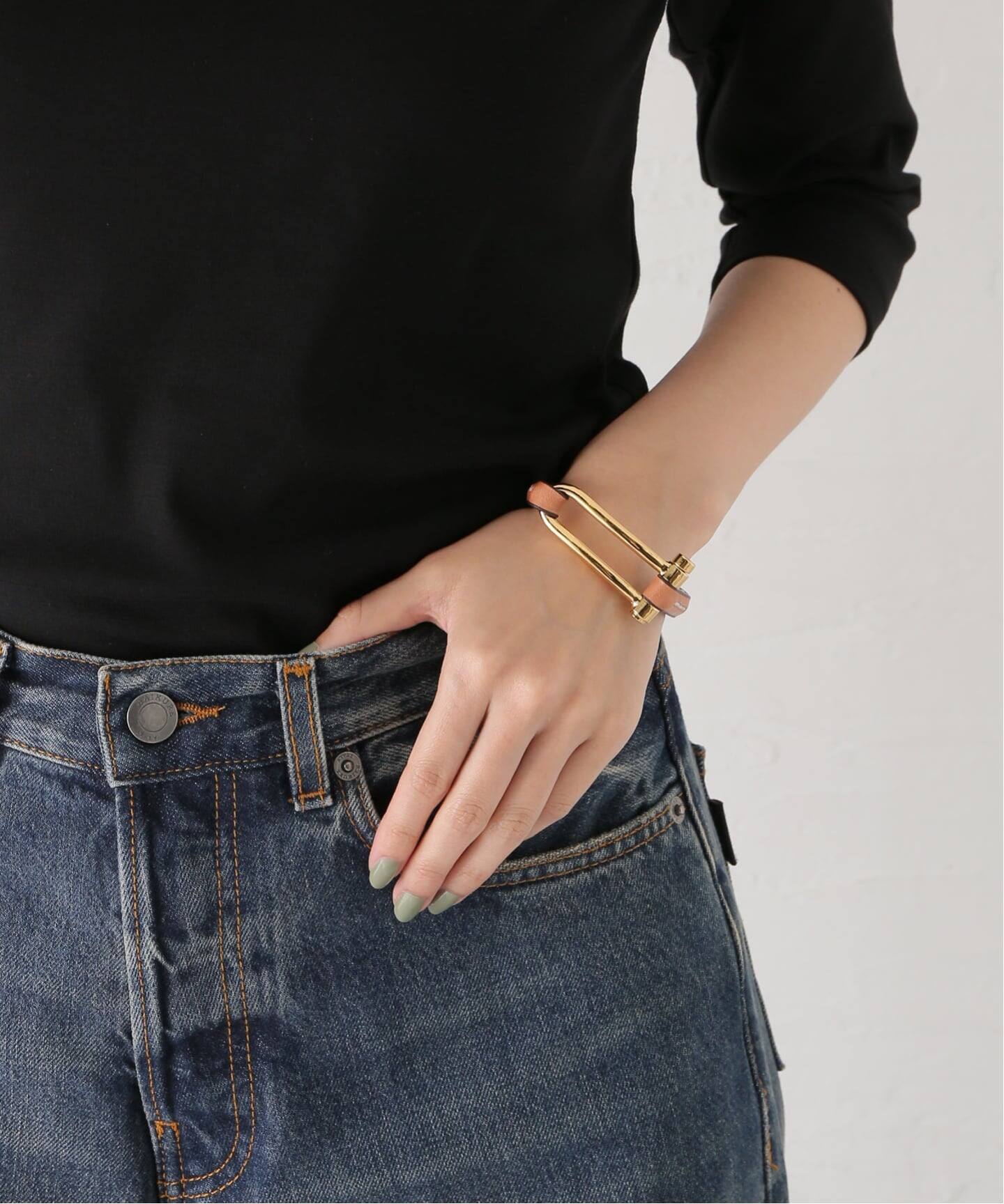 plage CXC レザーバングル　ゴールド plage CXC レザーバングル ゴールド plage CXC レザーバングル