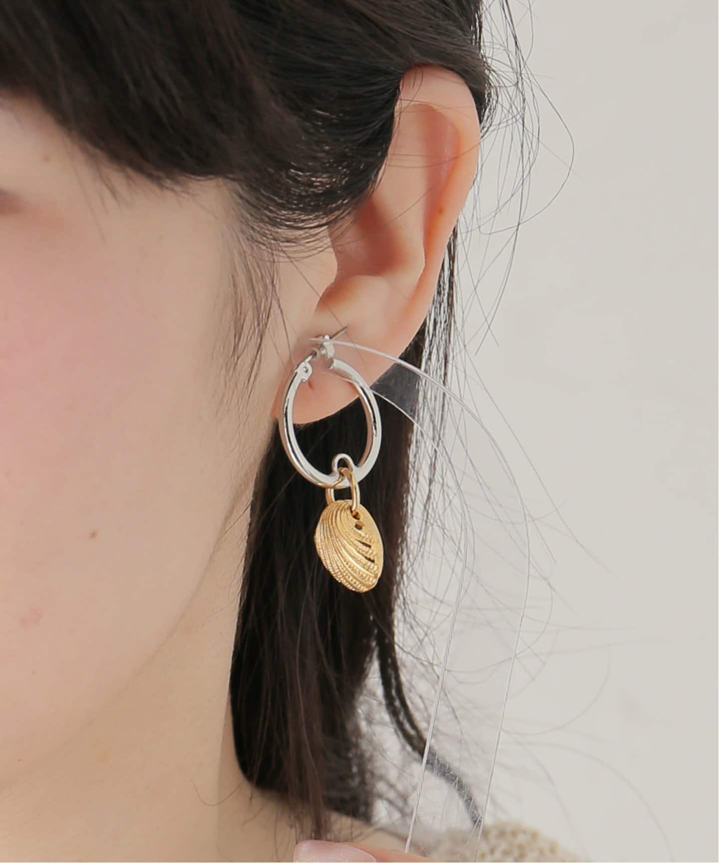 gren by M / グリンバイエム ヴィンテージシェルフープピアス