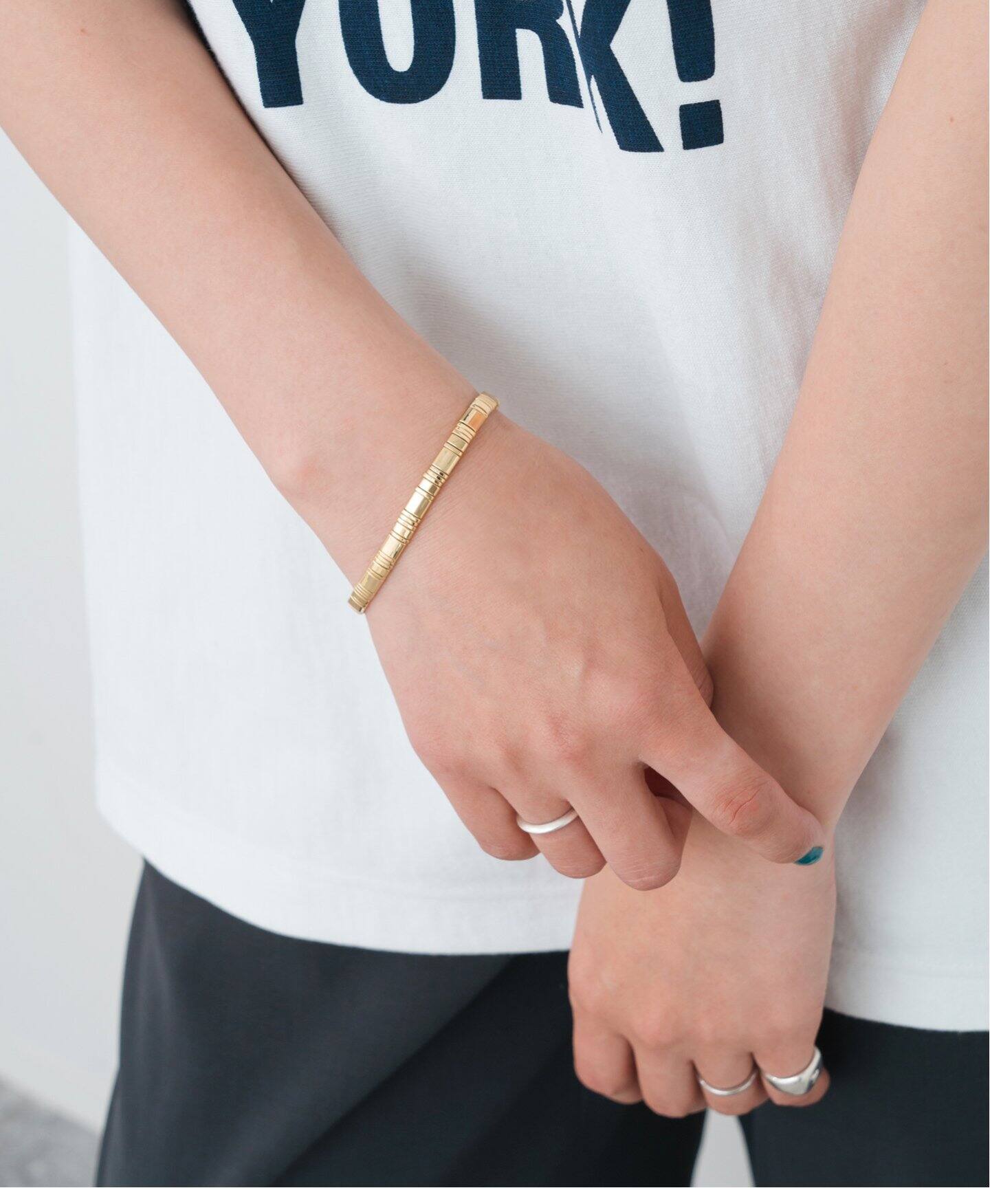 Shashi ブレスレット バングル シルバー シャシ SHASHI / シャシ TILU BRACELET FORTKNOX(ブレスレット