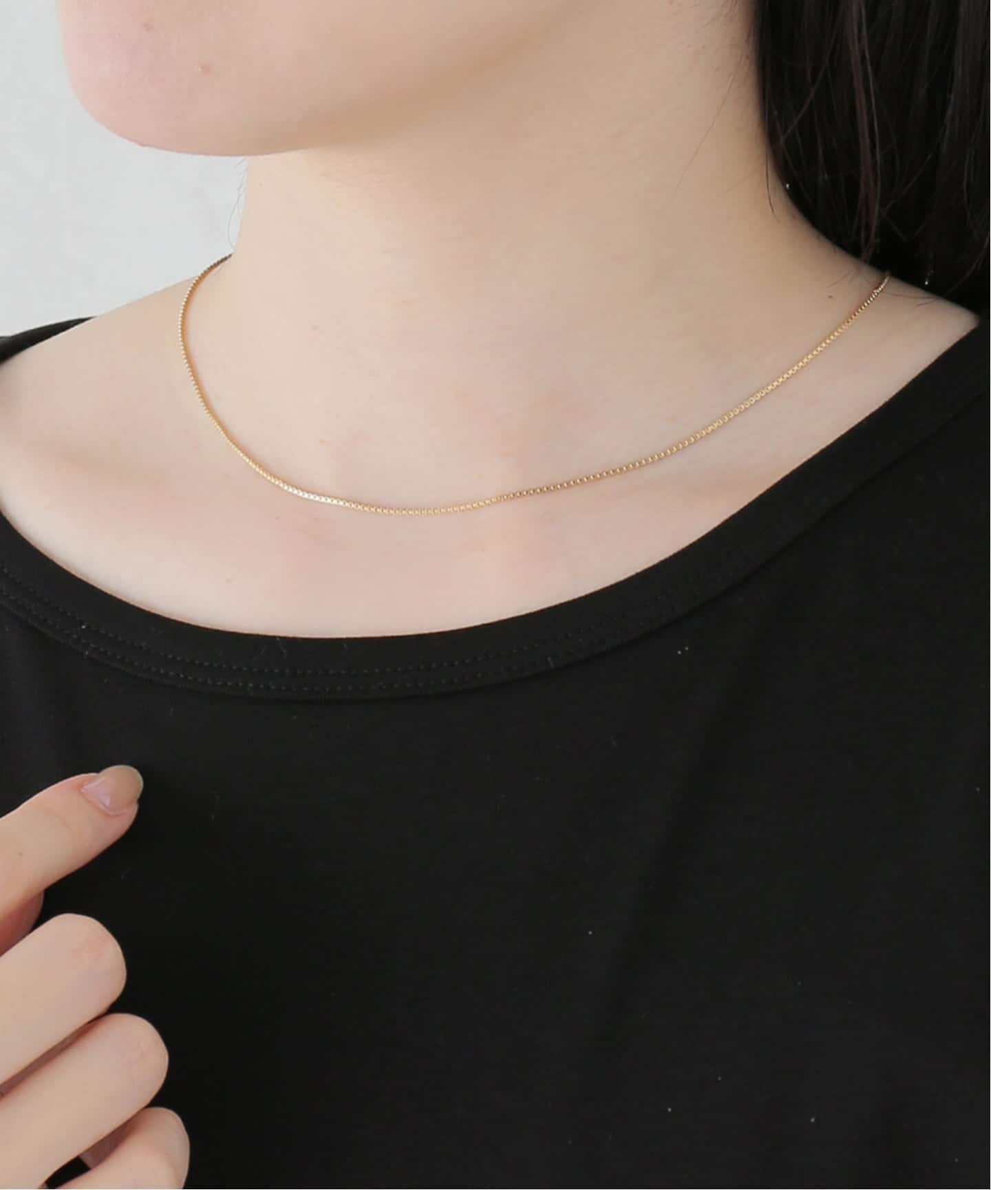FRAMeWORKゴールドネックレスサスキア ディツ SASKIA DIEZ/サスキア ディツ FINE NECKLACE CUBIC (ゴールド