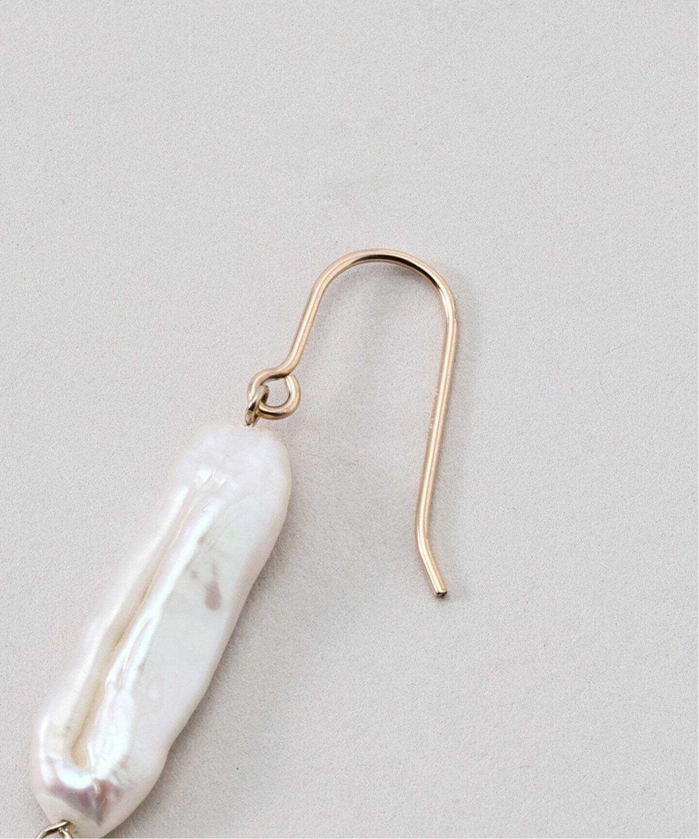 MIHOKO SAKAI/ミホコサカイ フェザーパールピアス（ピアス（両耳用 