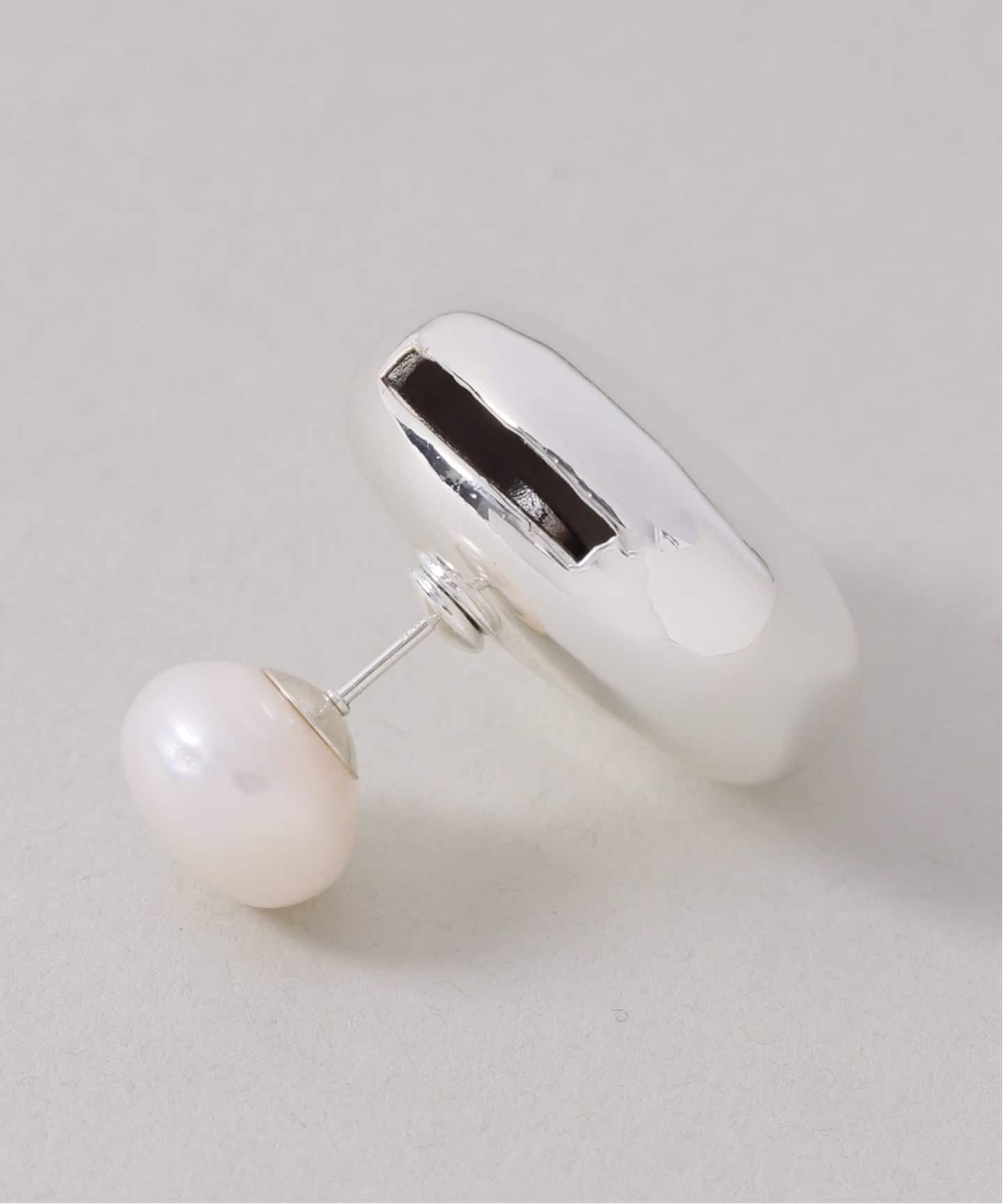 in mood/インムード PEARL MOON BACK pierce(シルバー)（ピアス（両耳