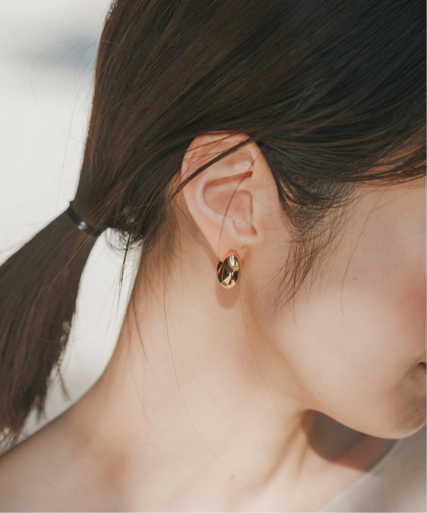 MARIA BLACK/マリアブラック Tryvann Pillowピアス(ゴールド・両耳  