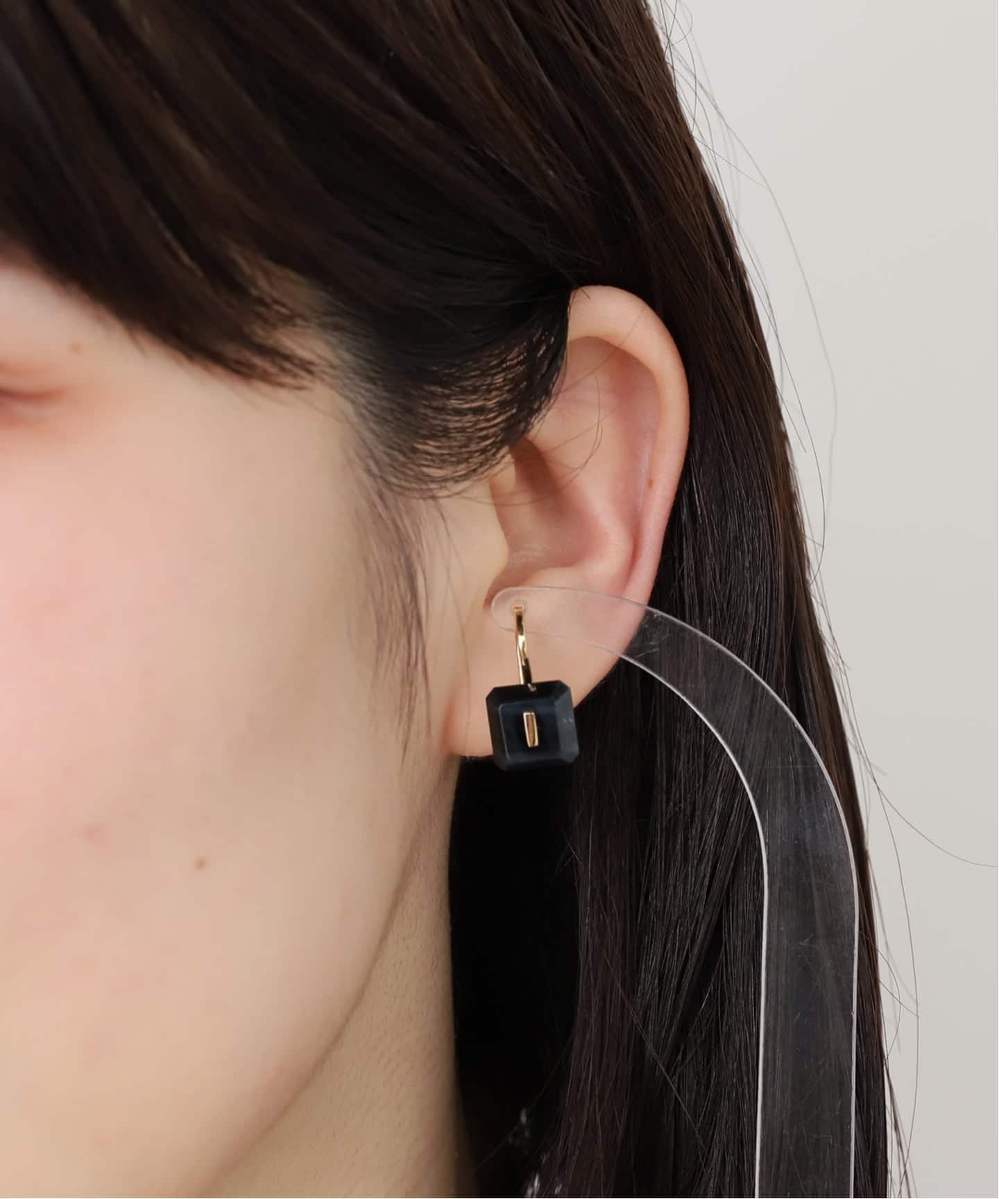 HIROTAKA/ヒロタカ】Bird of P Square Hook Blue Tige：ピアス