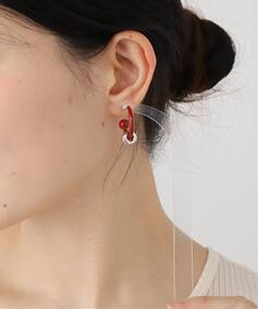 JUSTINE CLENQUET】ALAN LACQUERED EARRINGS：ピアス（両耳）（ピアス 