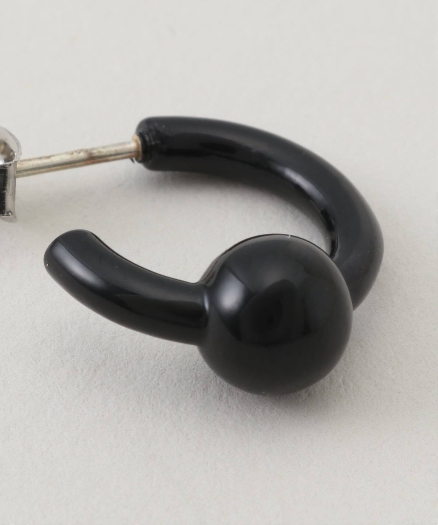 JUSTINE CLENQUET】 SAM LACQUERED EARRINGS：ピアス（両耳